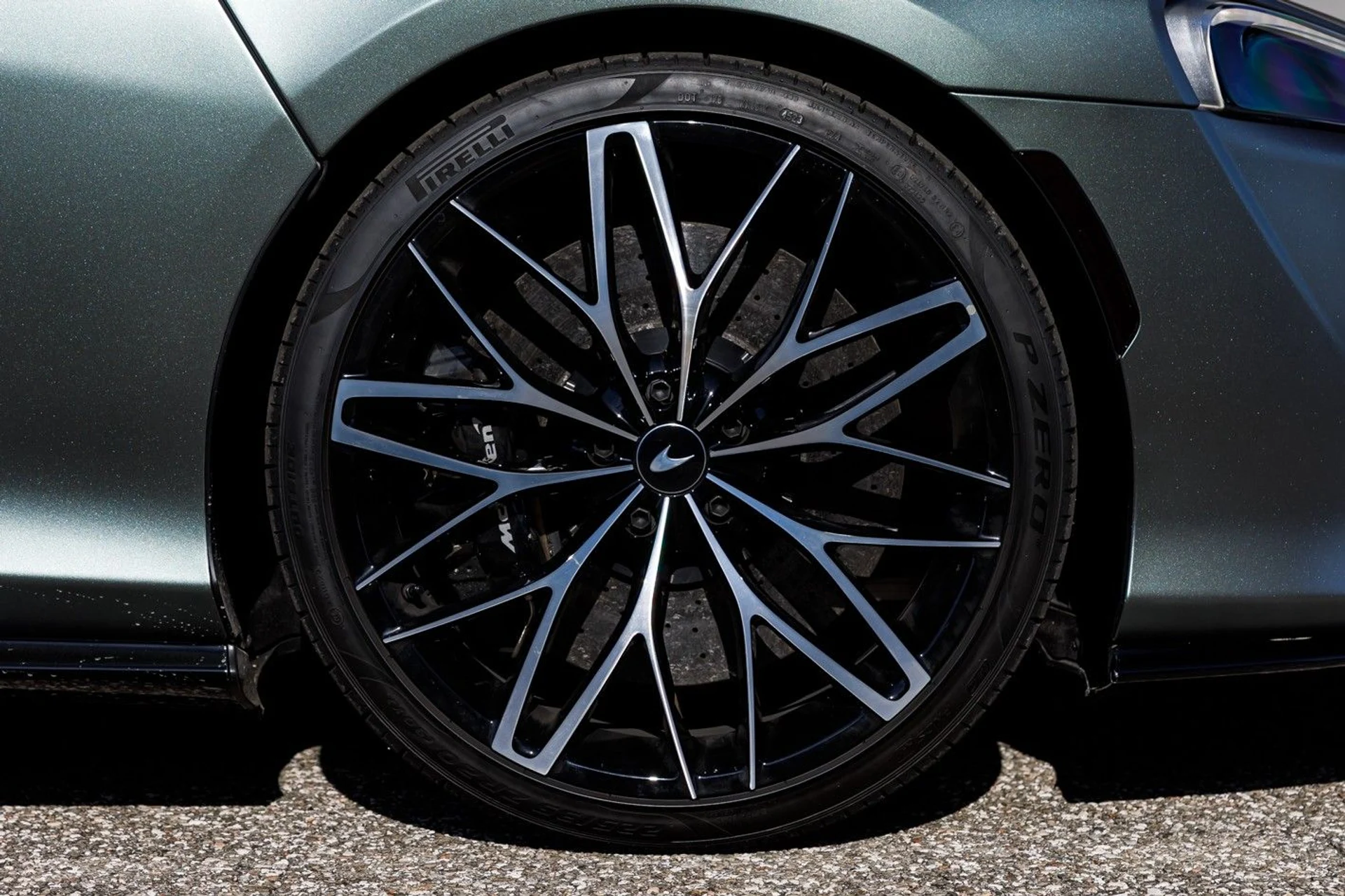 mph008_40598605_638_p9_l_2e12008a27