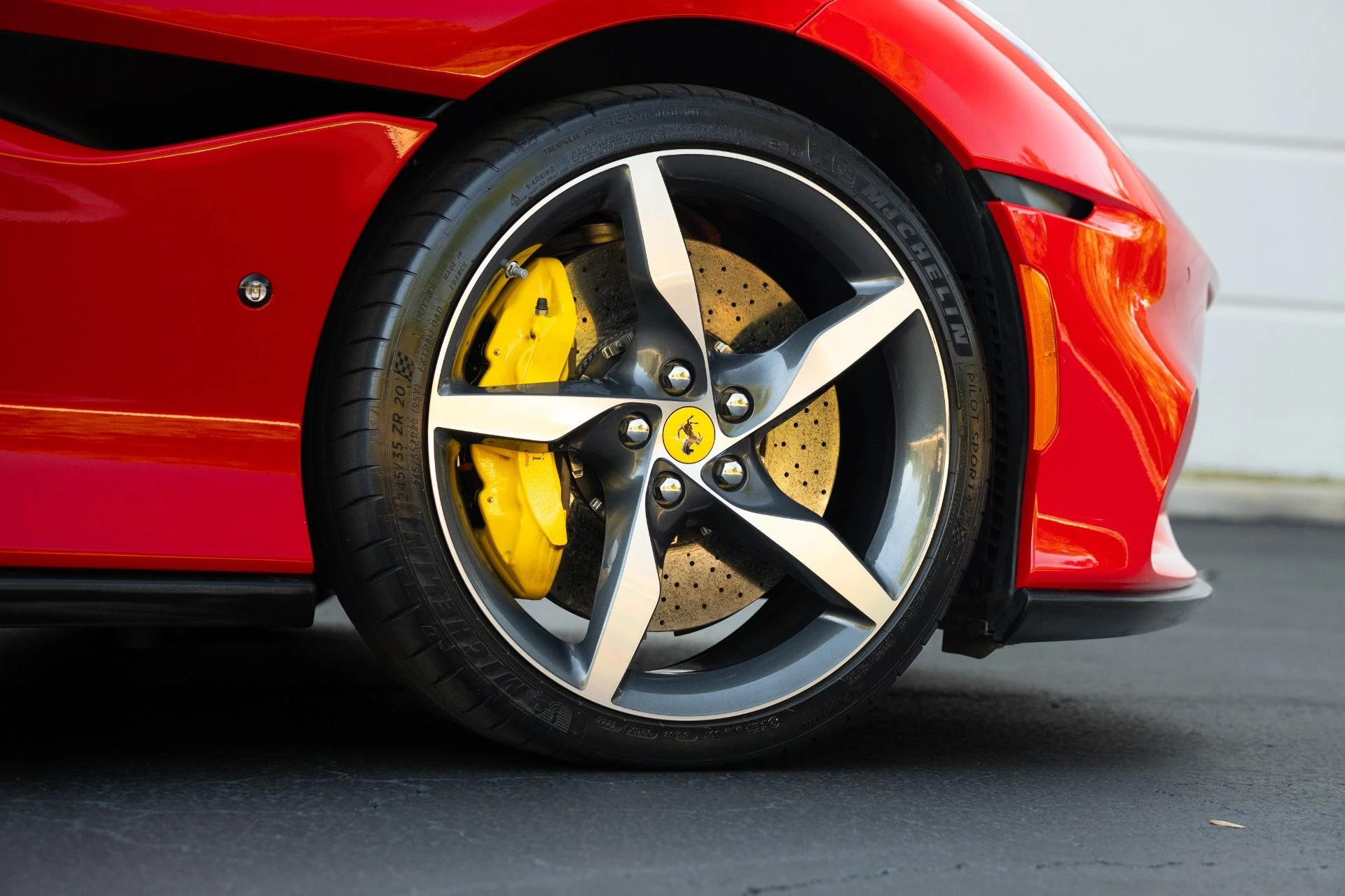 mph008_4062134296_Used_2023_Ferrari_Portofino_M_1770869852_10402c2a21