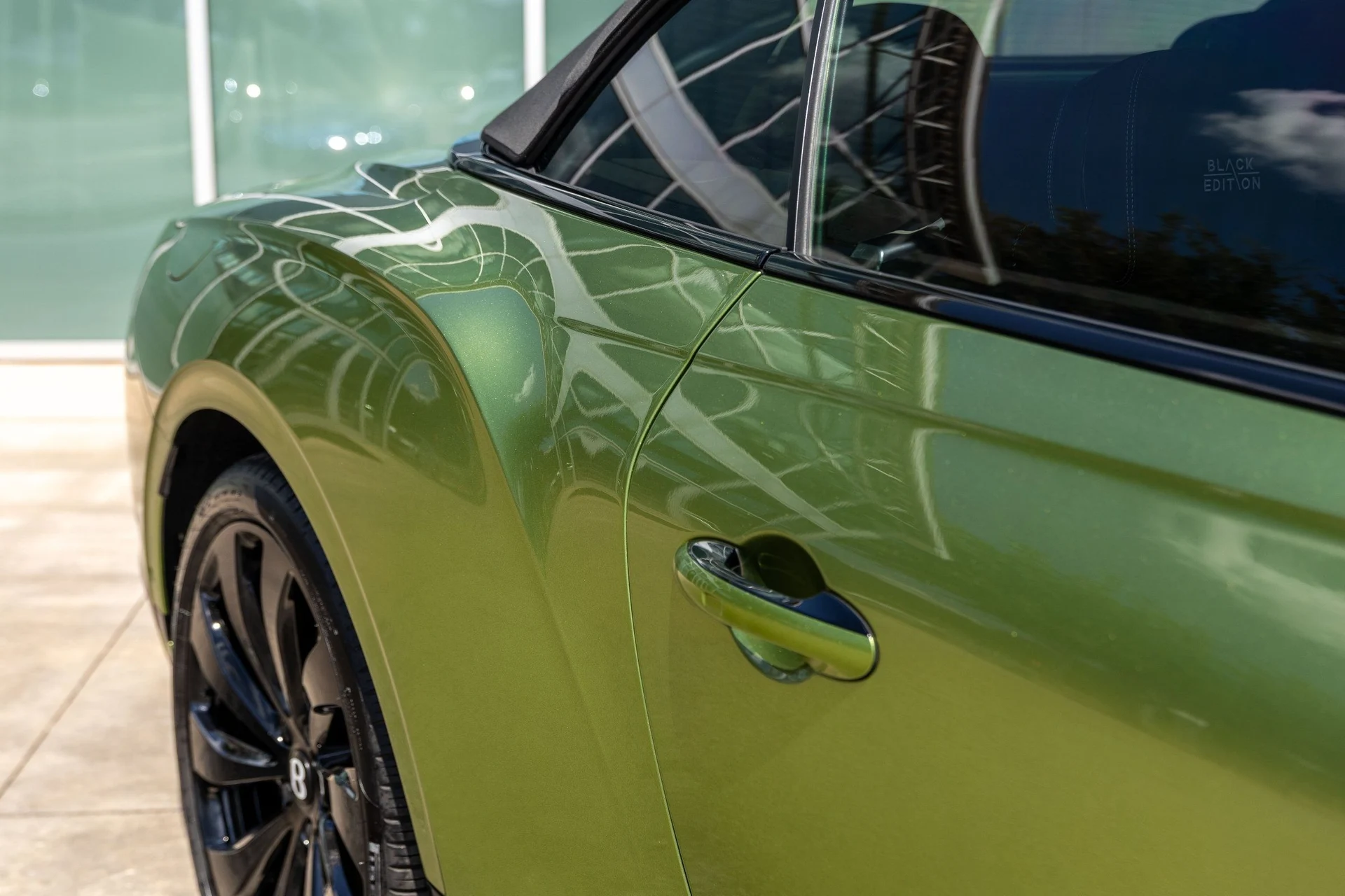 mph008_4066154574_Hi_Tech_Luxury_Imports_LLC_SCBDP_4_ZG_0_SC_023562_image_8_60cb2b99e9