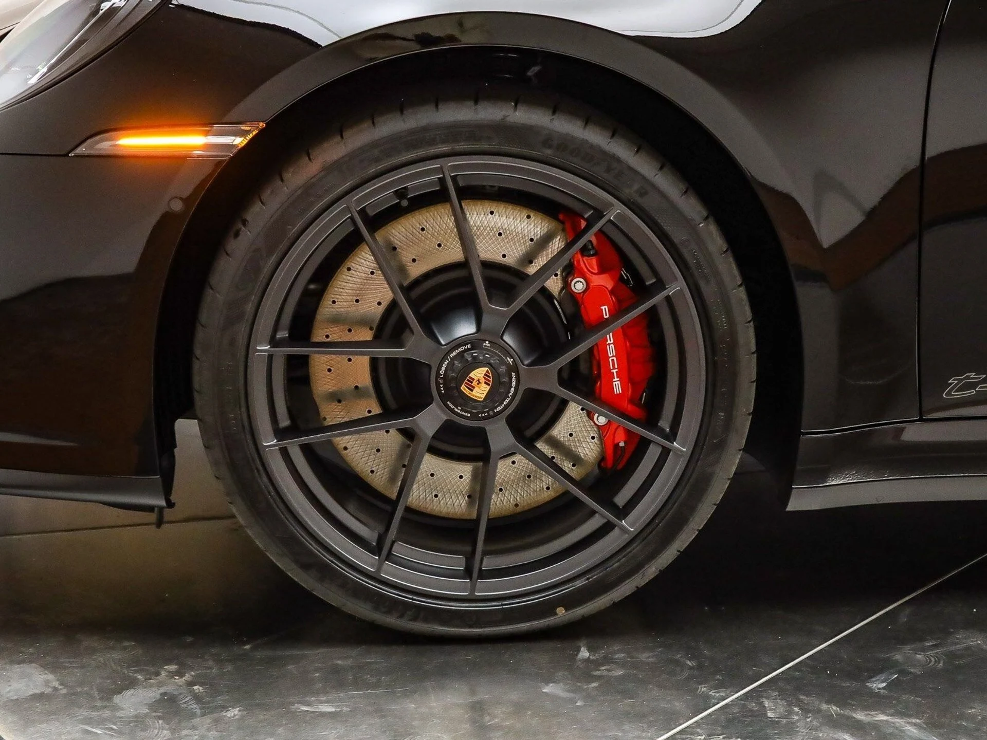 mph008_4081960283_22fbdb2dd98abed49fcccca3c00ffff2x_c53c9e3fa9