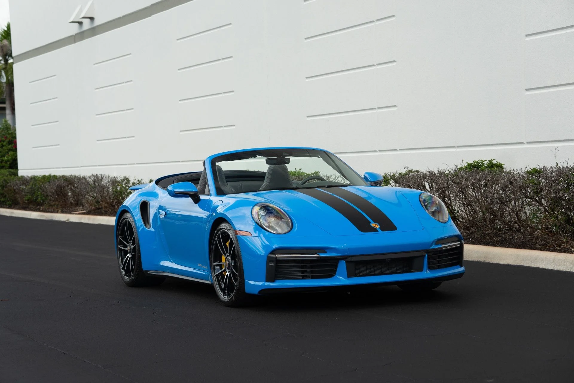mph008_4083899203_Used_2023_Porsche_911_Turbo_S_1759285627_152cade84a