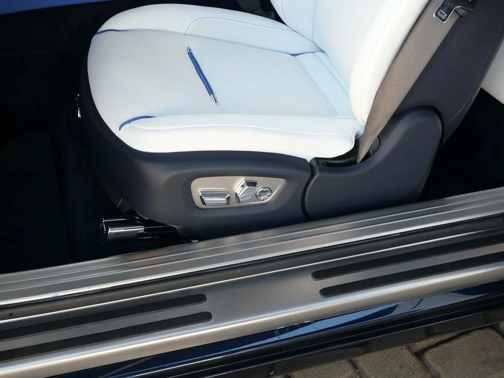 mph008_4093604819_081b1a2a96d5af677fb563568c73c31cx_fa201f875d