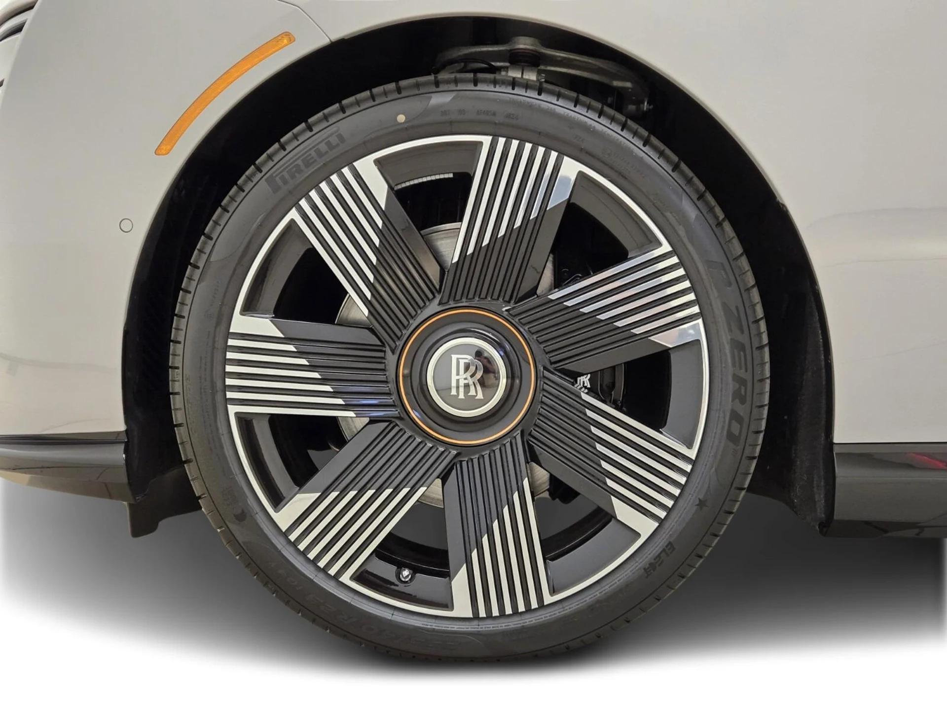 mph008_4098751068_New_2025_Rolls_Royce_Spectre_1753162493_476fbc8512