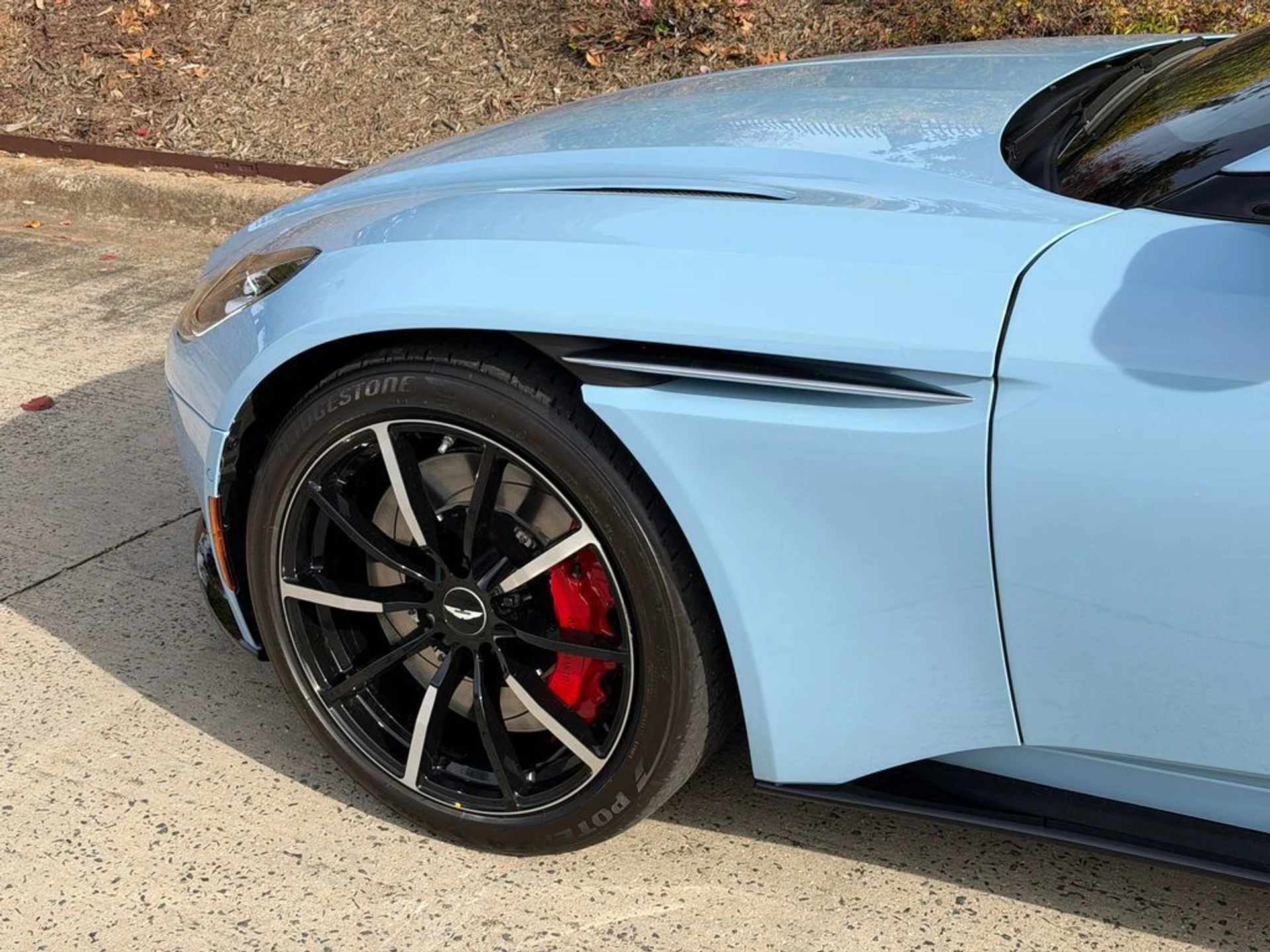 mph008_4099857854_58e627bb4d9645779a0a1fbdc4d411b3_82d42db305