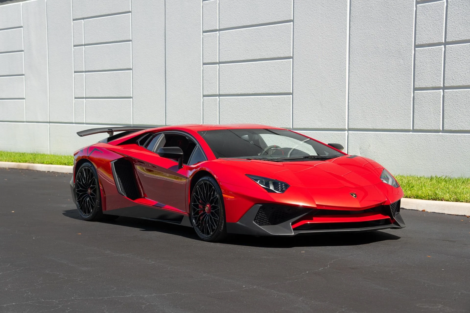 mph008_4110491847_Used_2016_Lamborghini_Aventador_LP_750_4_SV_1760392295_d416885f18