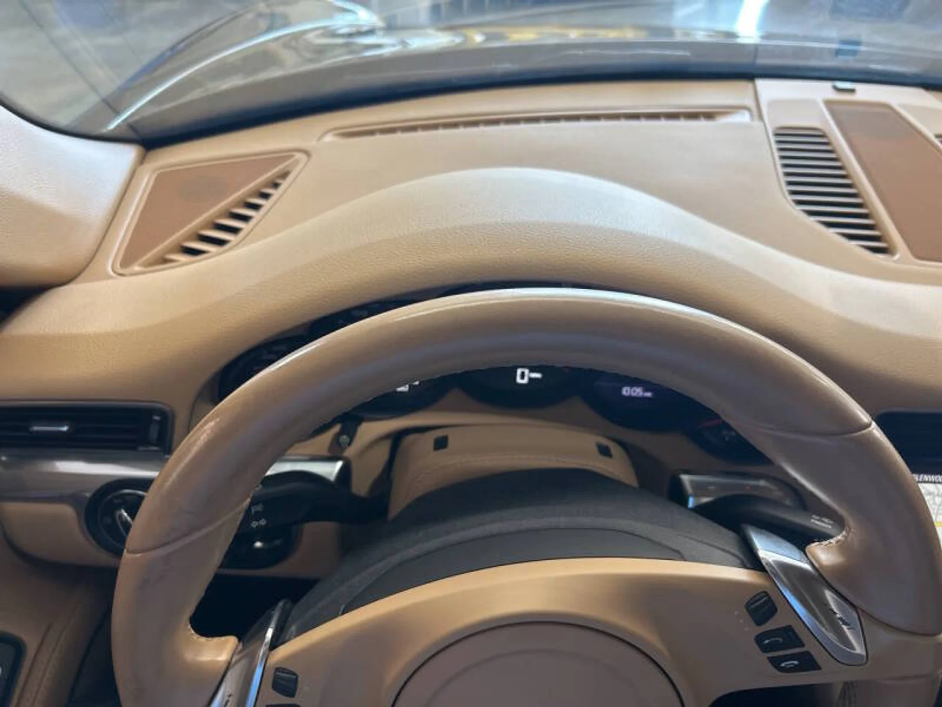 mph008_411743726_2014_porsche_911_carrera_2dr_coupe_968cbc0da6