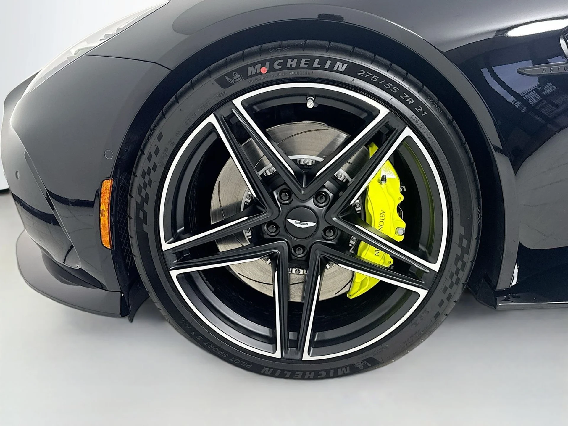 mph008_4122983596_37ac24bf511217be0878953472eab2a9x_bc16c3e239