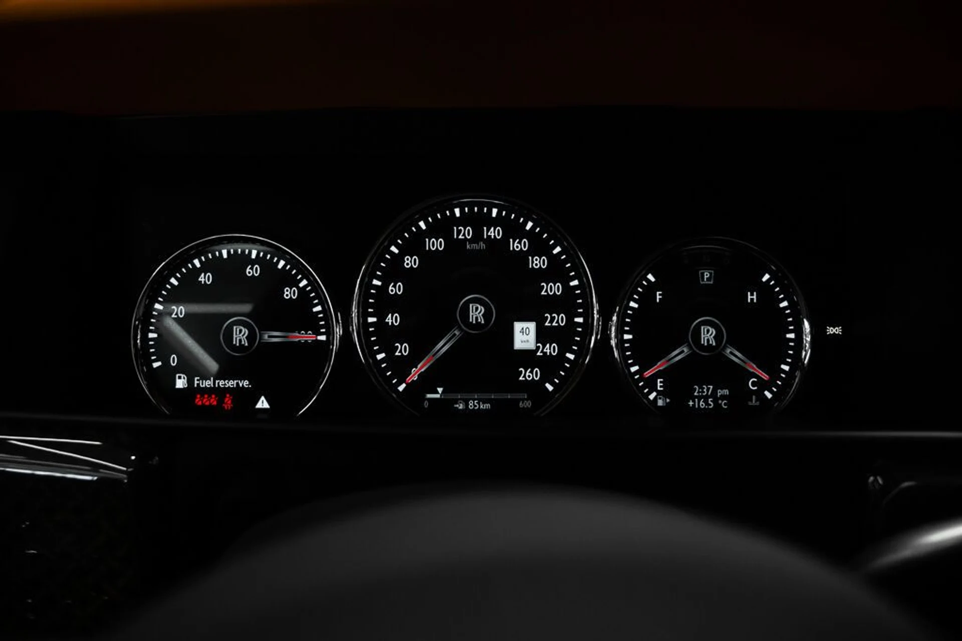 mph008_4124307600_rolls_royce_cullinan_2023_jpg_v_1758918548_d025cc2407