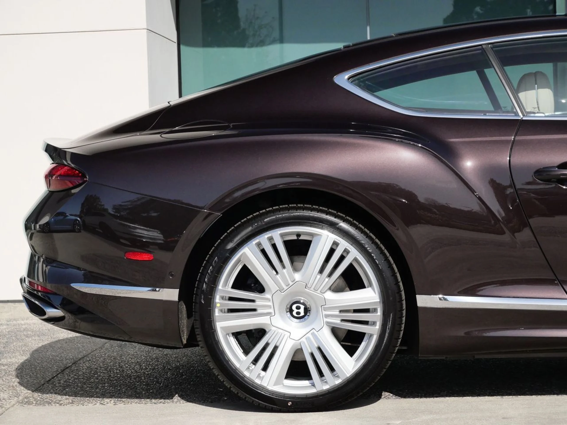 mph008_4127424001_07abd116f618df02e5fb0f0dd64f08ebx_1e680d9d57