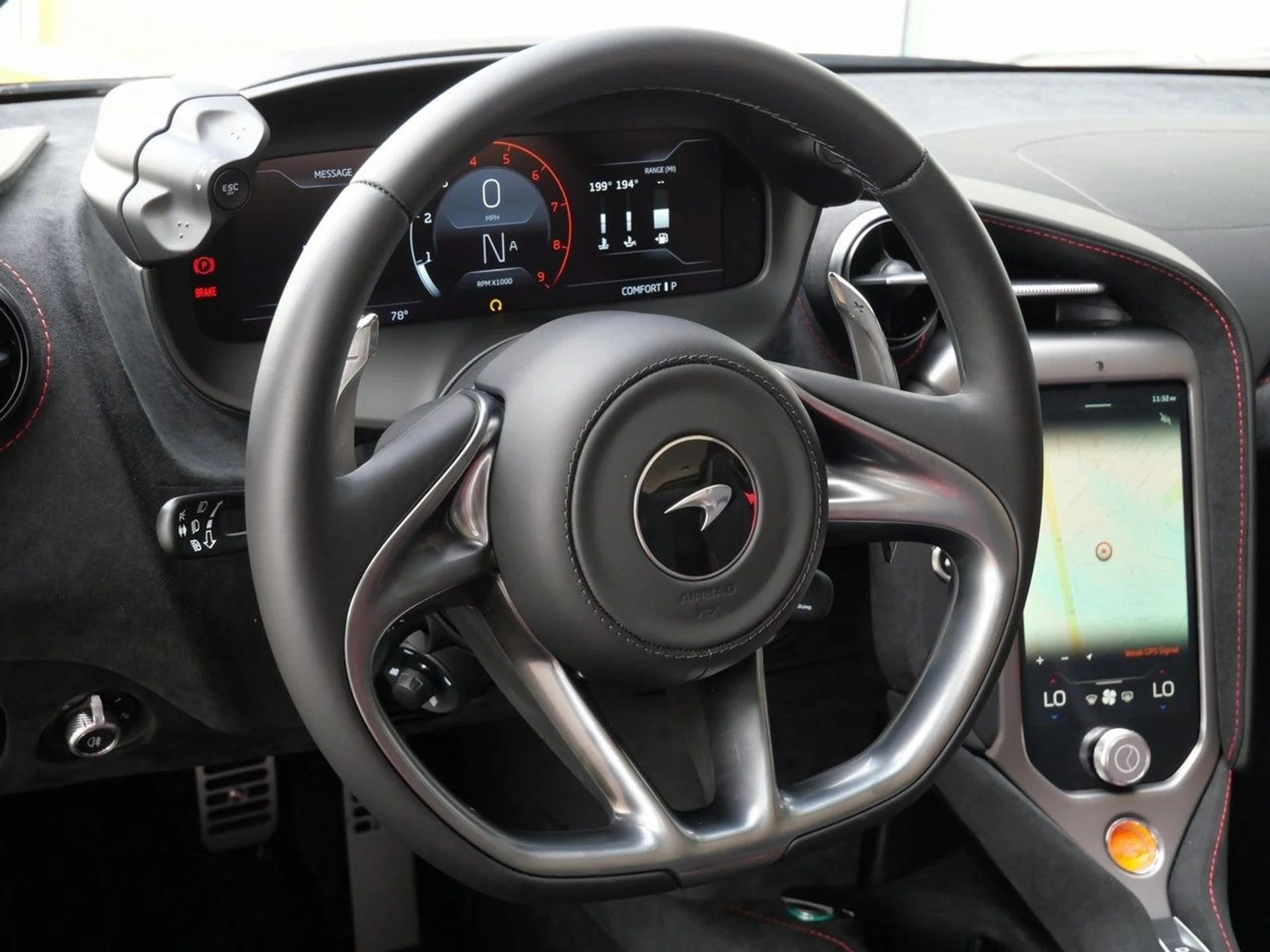 mph008_4130787437_ca7bbb61048cefb49332a5813bbca932x_e93d1b1ecd