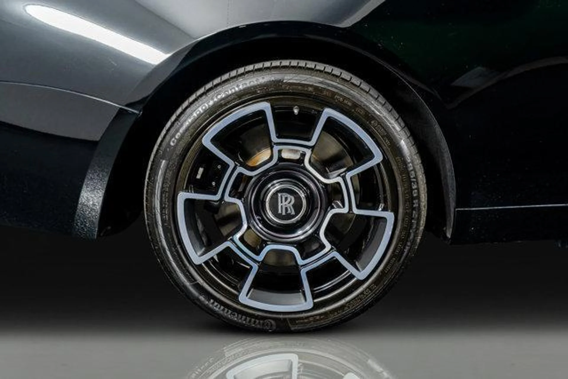 mph008_4139932225_vj_EKH_1mrjl7lpnfifr_Ci_G1_Up_YM_529ed353b3