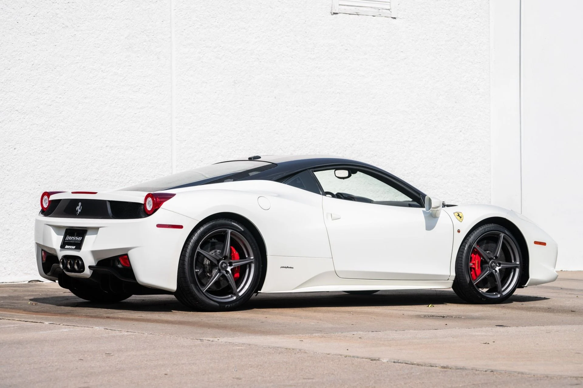 mph008_4151669028_Used_2015_Ferrari_458_Italia_1757709608_4eff03c266