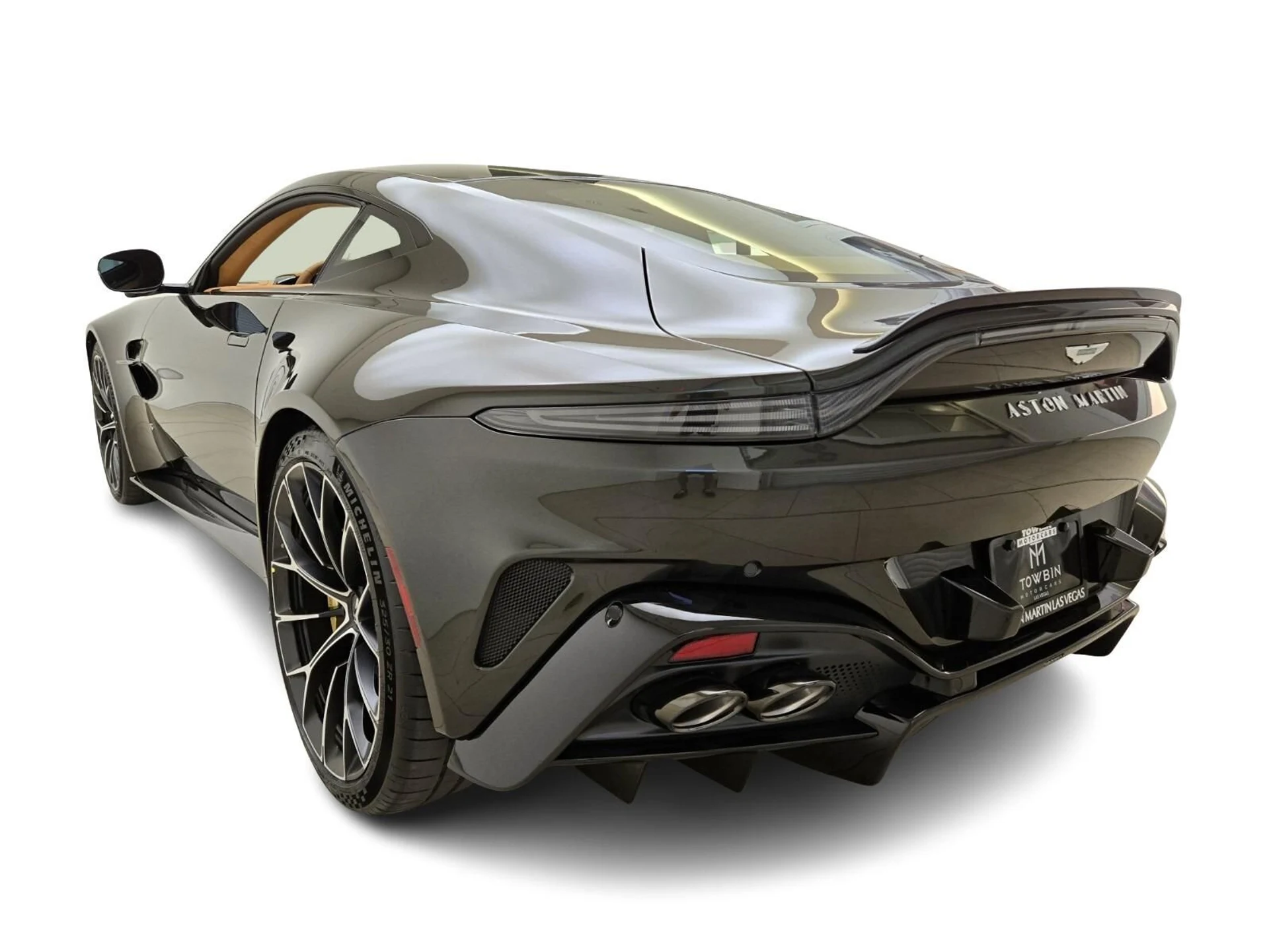 mph008_4166229979_New_2026_Aston_Martin_Vantage_S_1775625491_e99e676d32