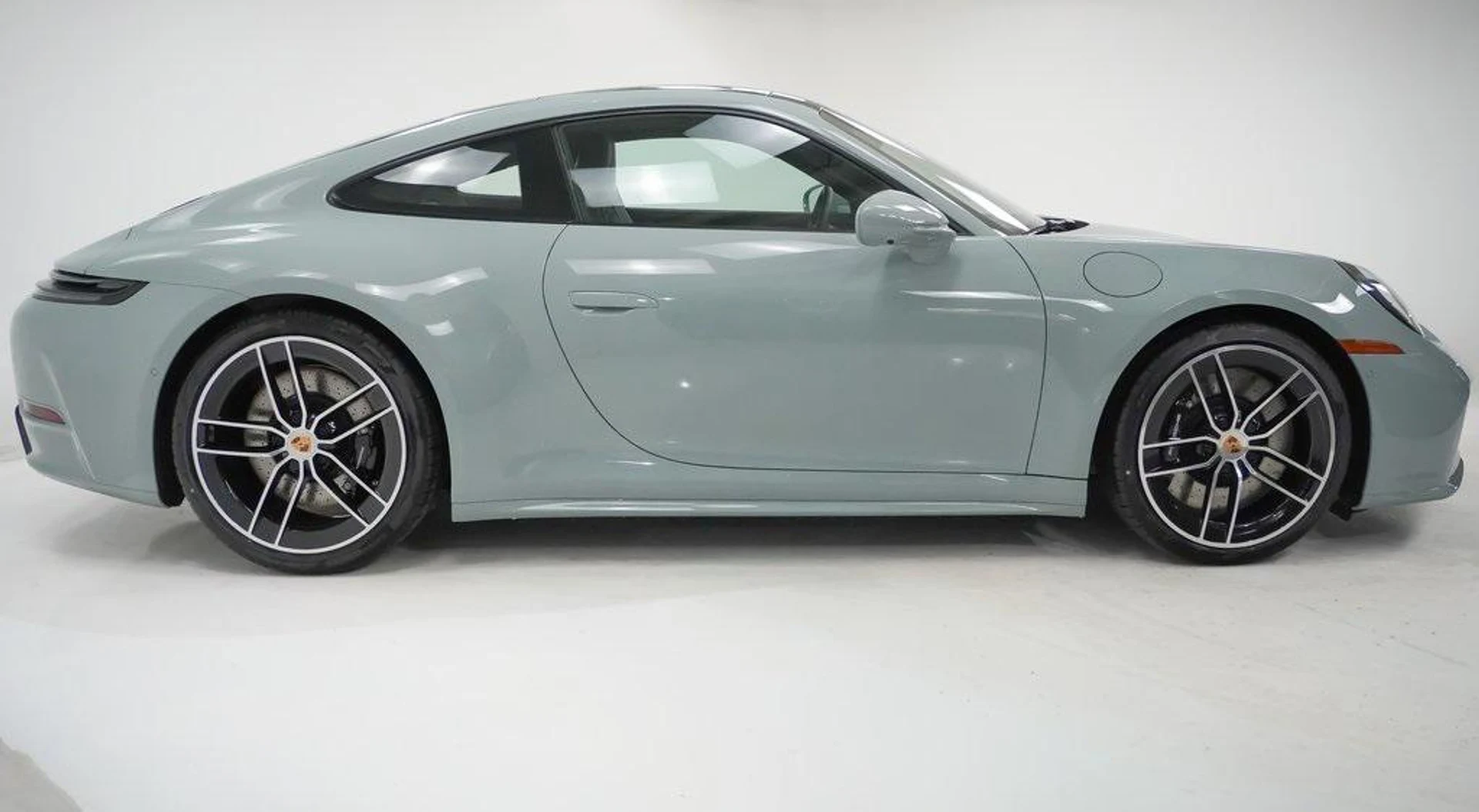 mph008_416887054_fv_C9kj3_TJ_Cu_Dml_V4_I0qx_R8_KL_4_ME_beb40758e5