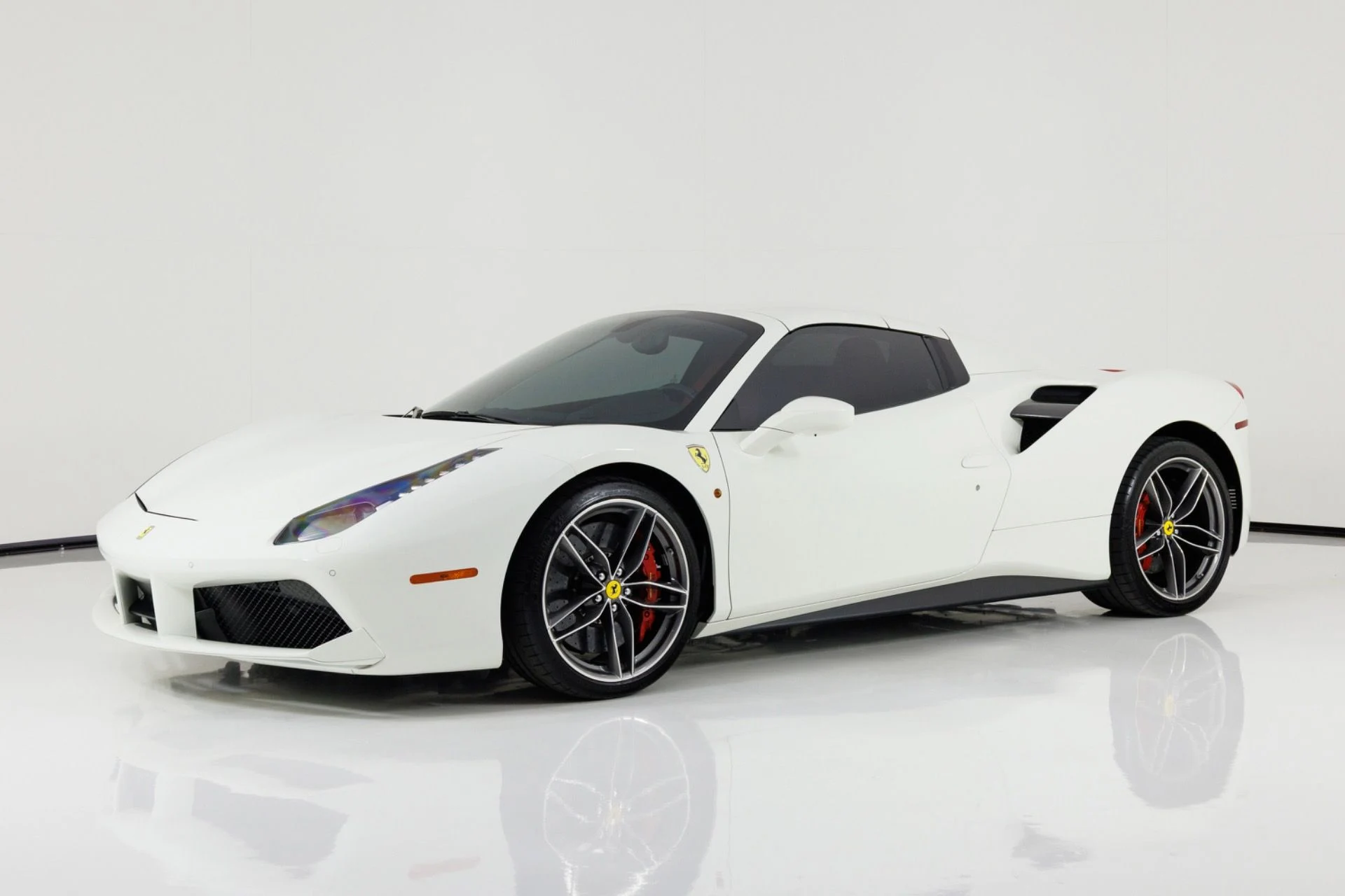 mph008_4179527481_Used_2017_Ferrari_488_Spider_1788388445_80bec83fae