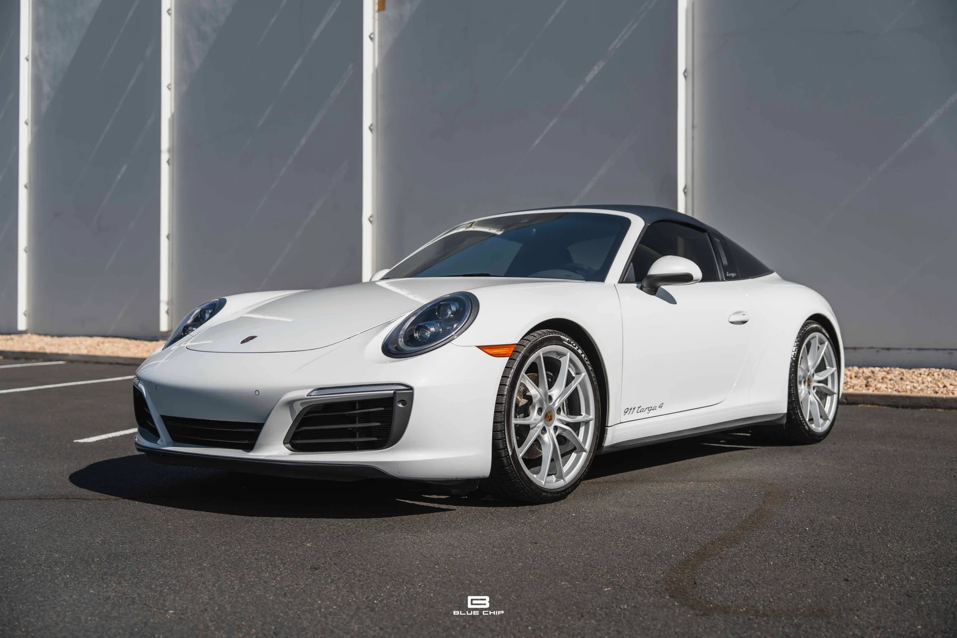 mph008_417971460_6a30826d815520ba1110fdce_2019_Porsche_911_09_5d36c4e536