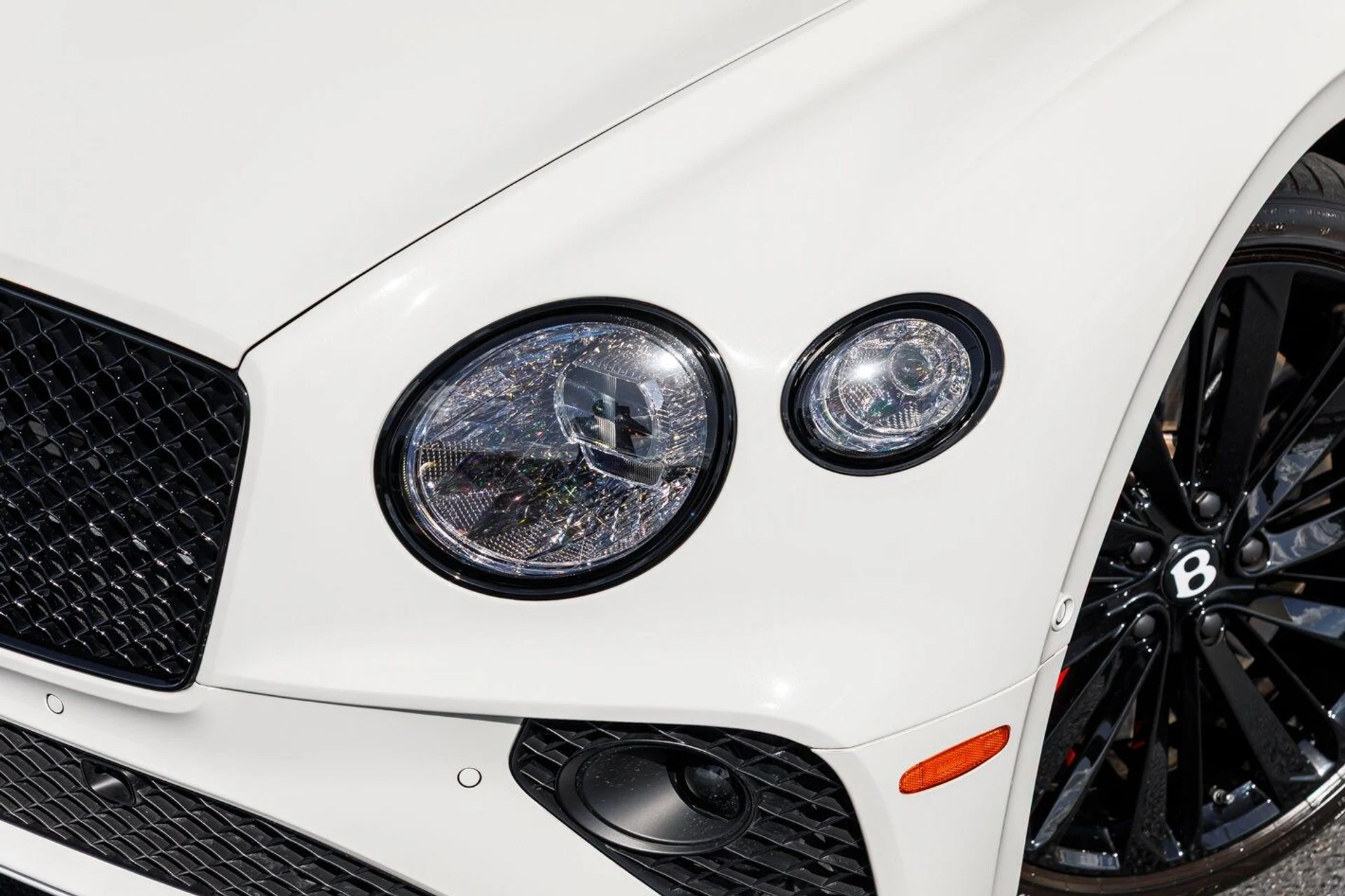 mph008_4179934953_a227ead7d9e97d4c746a6456f1e7b3f6x_1963367c87