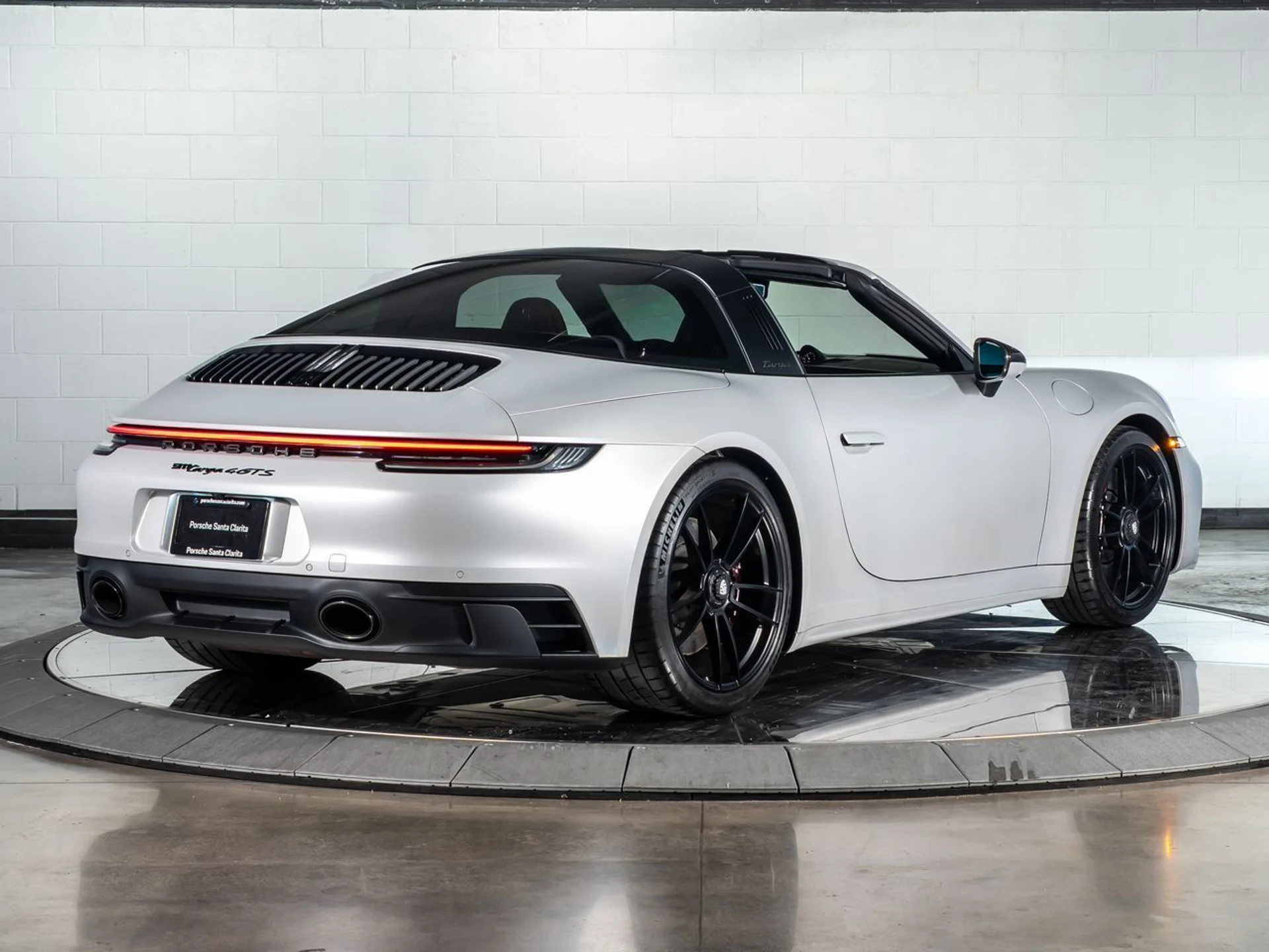 mph008_4183029450_e0f42ffa8800ac927d3b691d6247ae81_9482c20dab