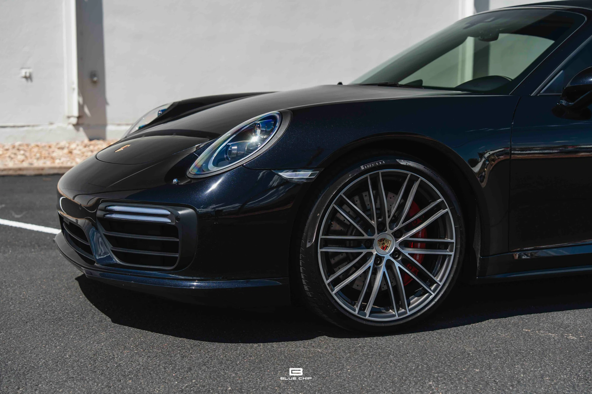 mph008_4184700829_6a2c27da7ac6e8301ff9459f_2017_Porsche_911_Turbo_09_8116ad172d
