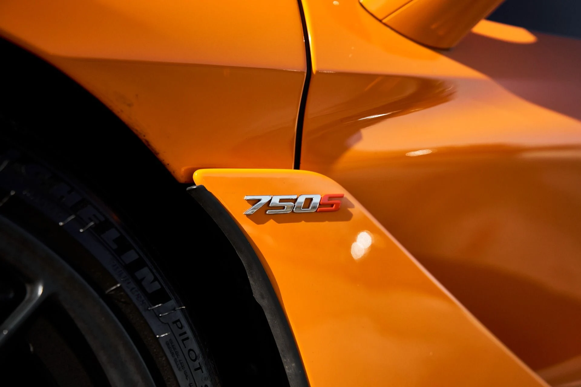 mph008_418799712_Used_2024_Mc_Laren_750_S_Spider_1761608875_840d4a7034