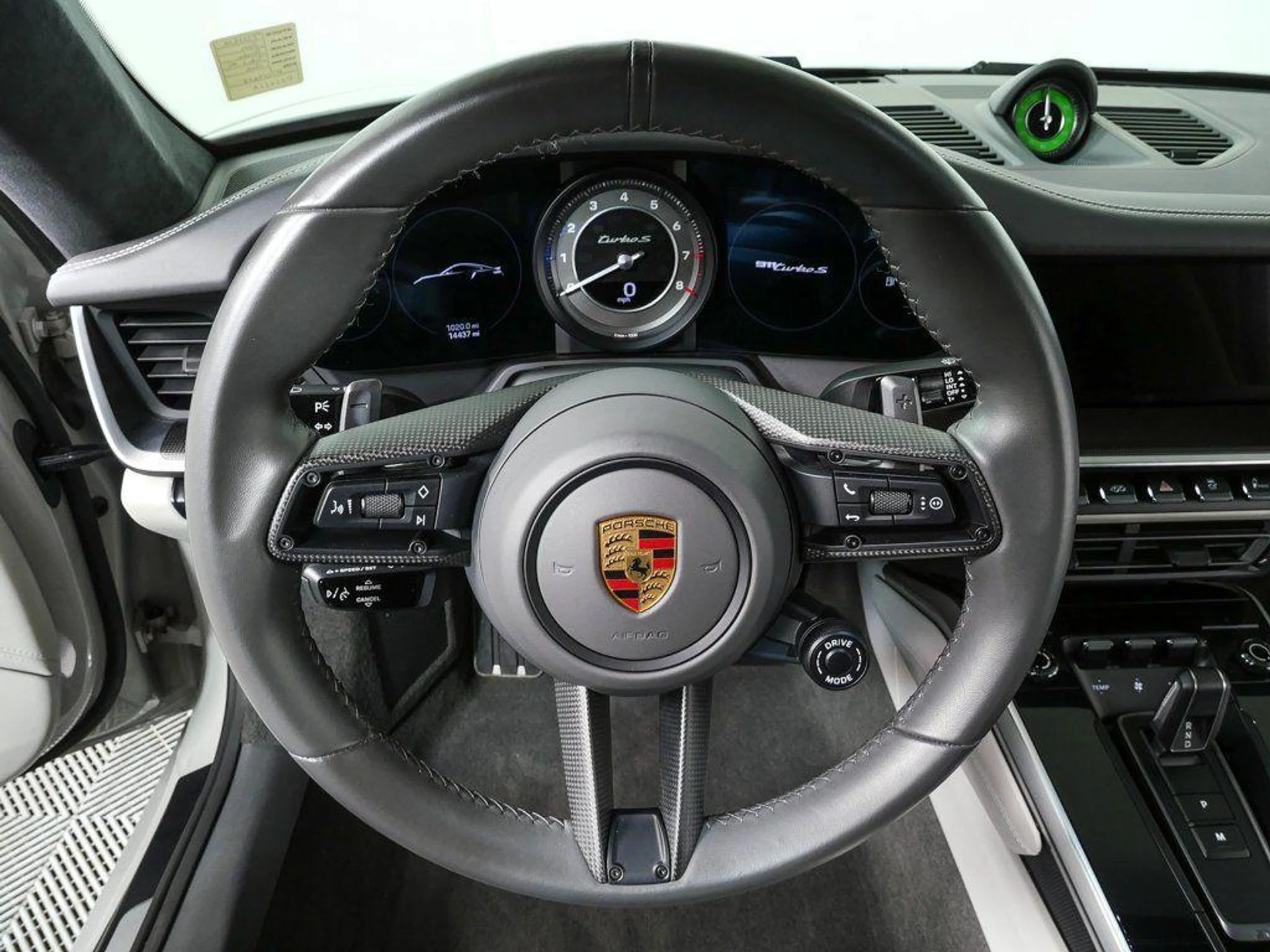 mph008_4192513814_HV_9_B_fr_EHES_Koec_ZI_z23i7f_Xqw_222a9c5720