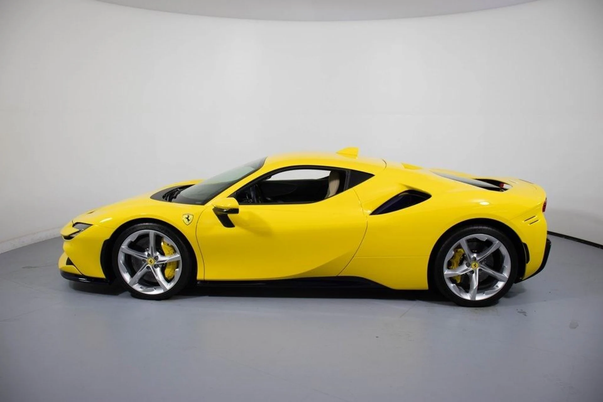 mph008_4198134300_ef2fa0db6d2de1076d2edd9be40e73efx_0a60dcef2d