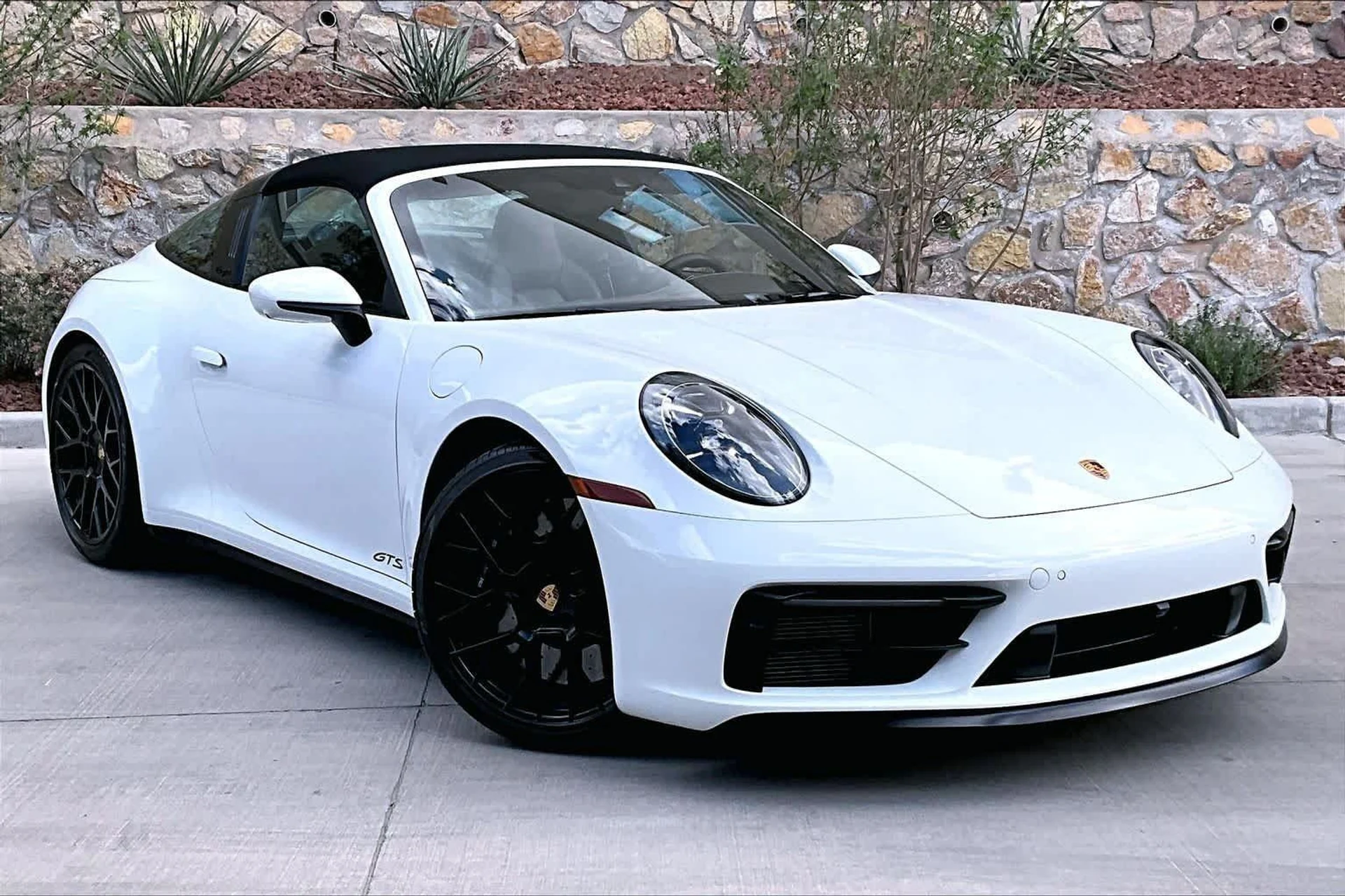 mph008_4201229850_4cdc0f4ac1e4de4d3fa77677eba23dd0_05fcd2dca7