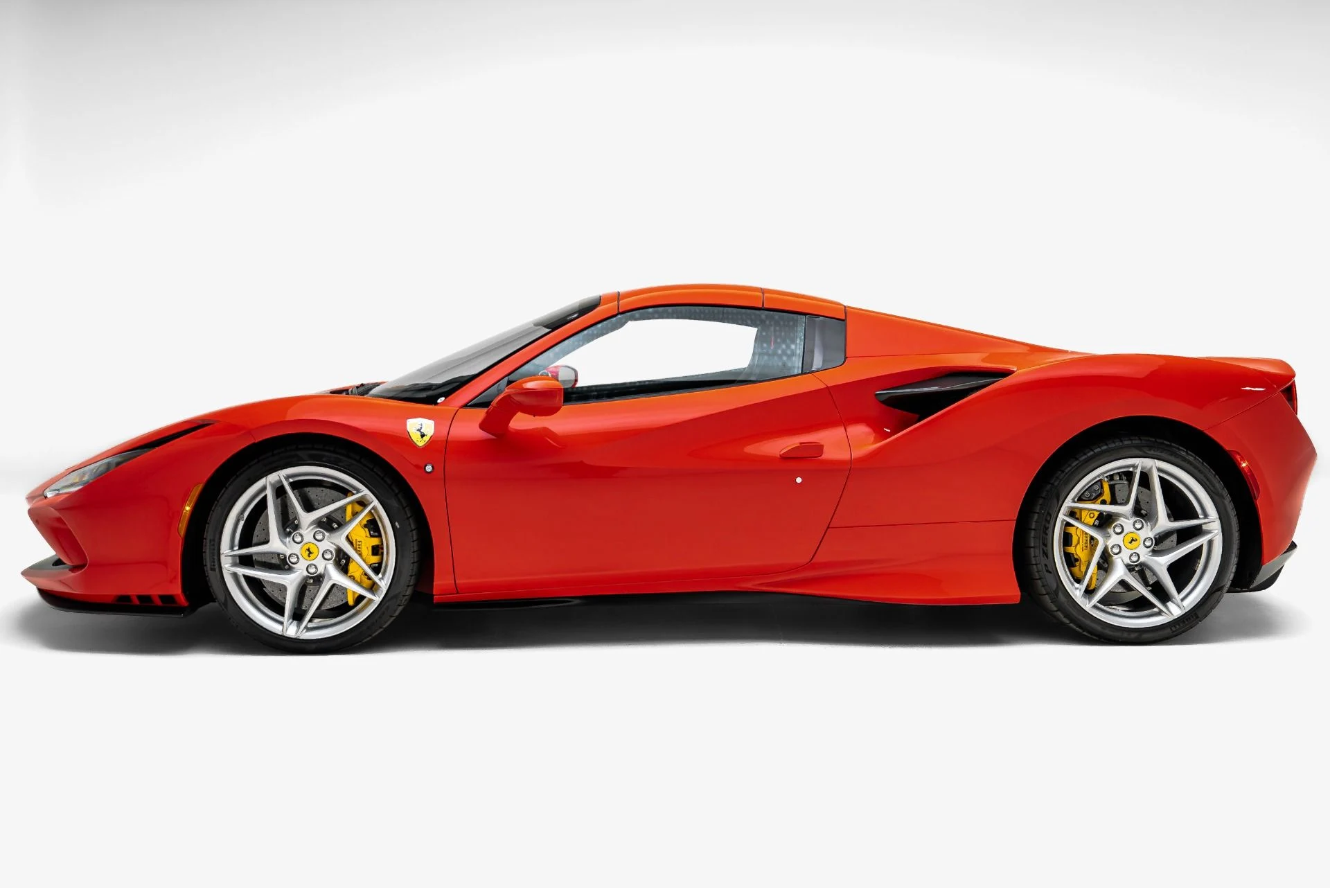 mph008_4203450495_Used_2022_Ferrari_F8_Spider_1785267040_2f0a142a97