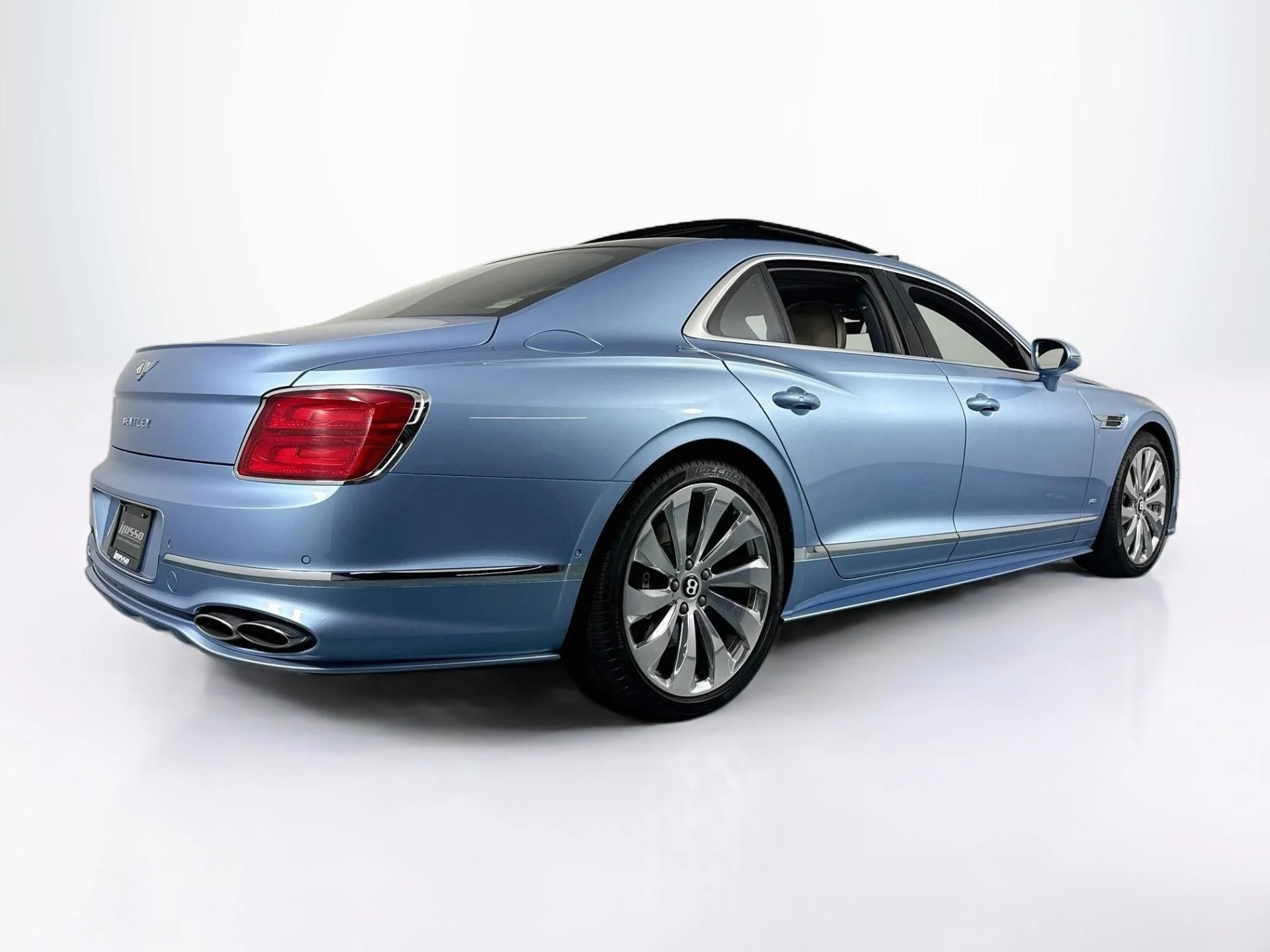 mph008_4204084551_Used_2022_Bentley_Flying_Spur_V8_1787092869_3ad641f27e