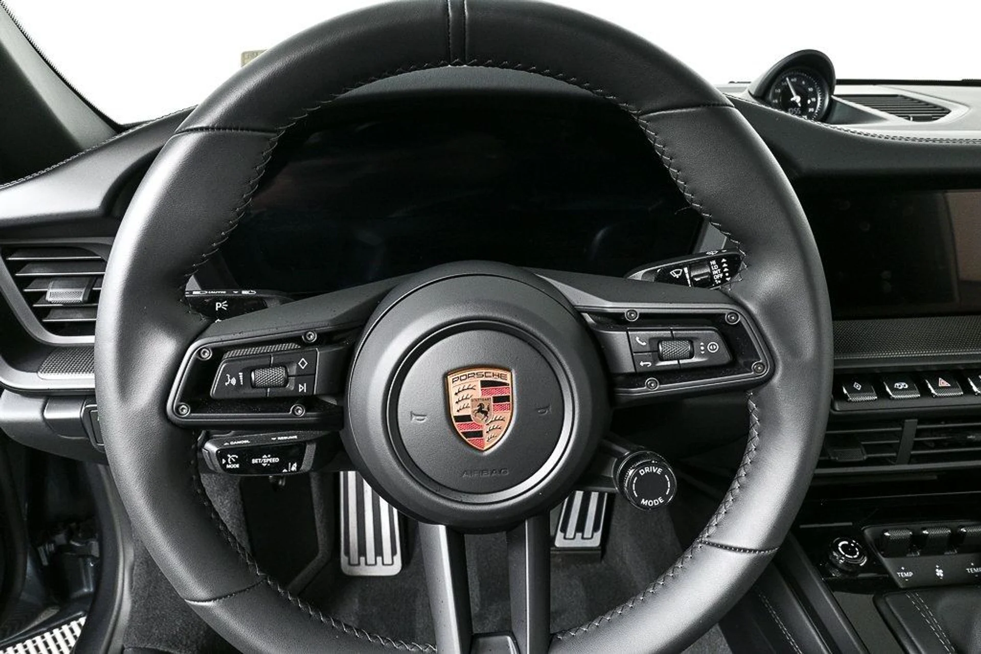 mph008_4212192001_20676bd94bc9f61b454b8dcb7e9d06ea_e826c6e22e