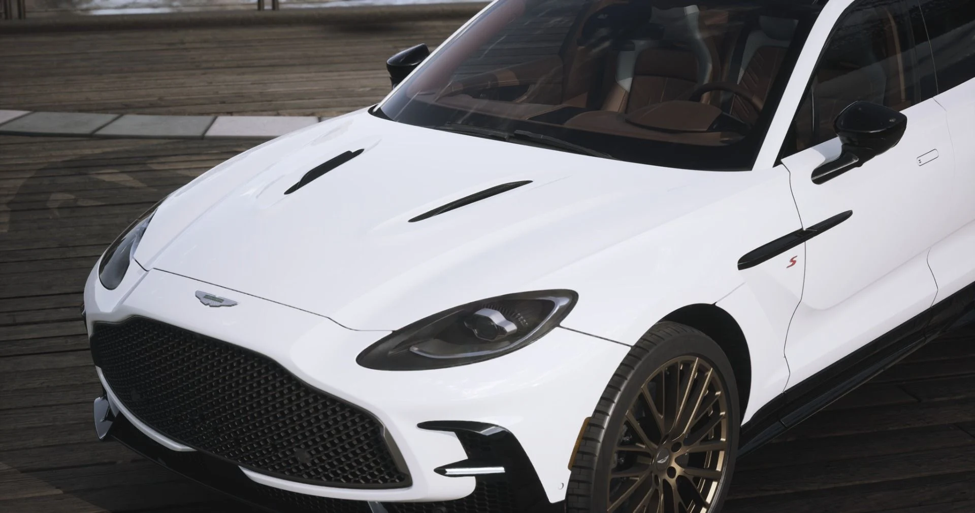 mph008_421650164_New_2026_Aston_Martin_DBX_S_IN_TRANSIT_ce4bb39e4d