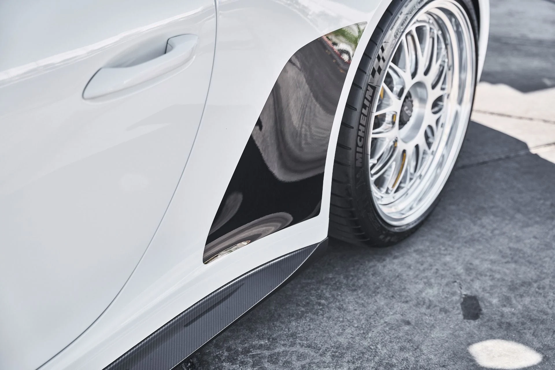 mph008_4219247326_Used_2018_Porsche_911_GT_3_1782763292_ca666ef076