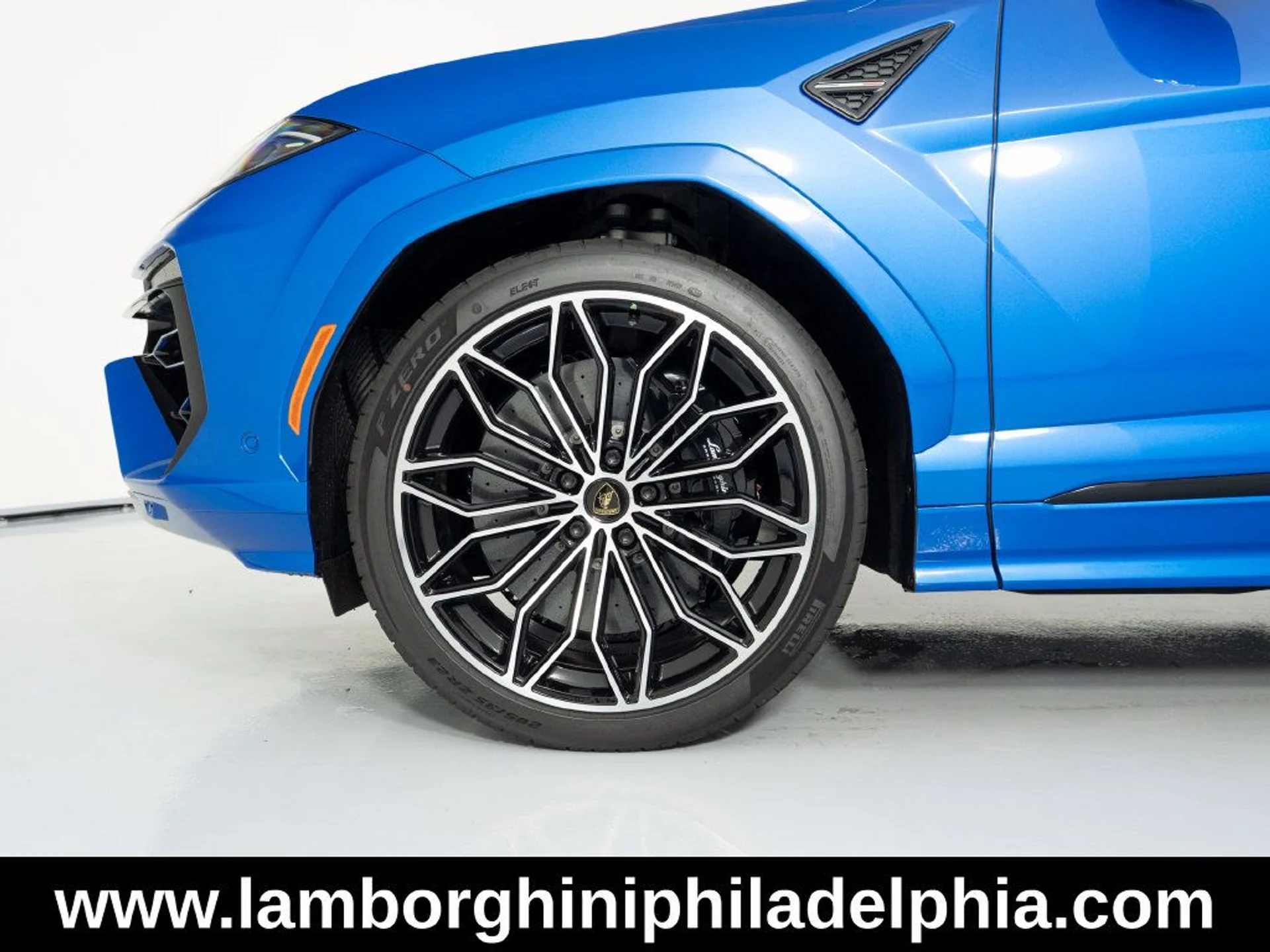 mph008_4222764209_74420b3aa0044743767bd32f3c361d32x_6bfe3a1919