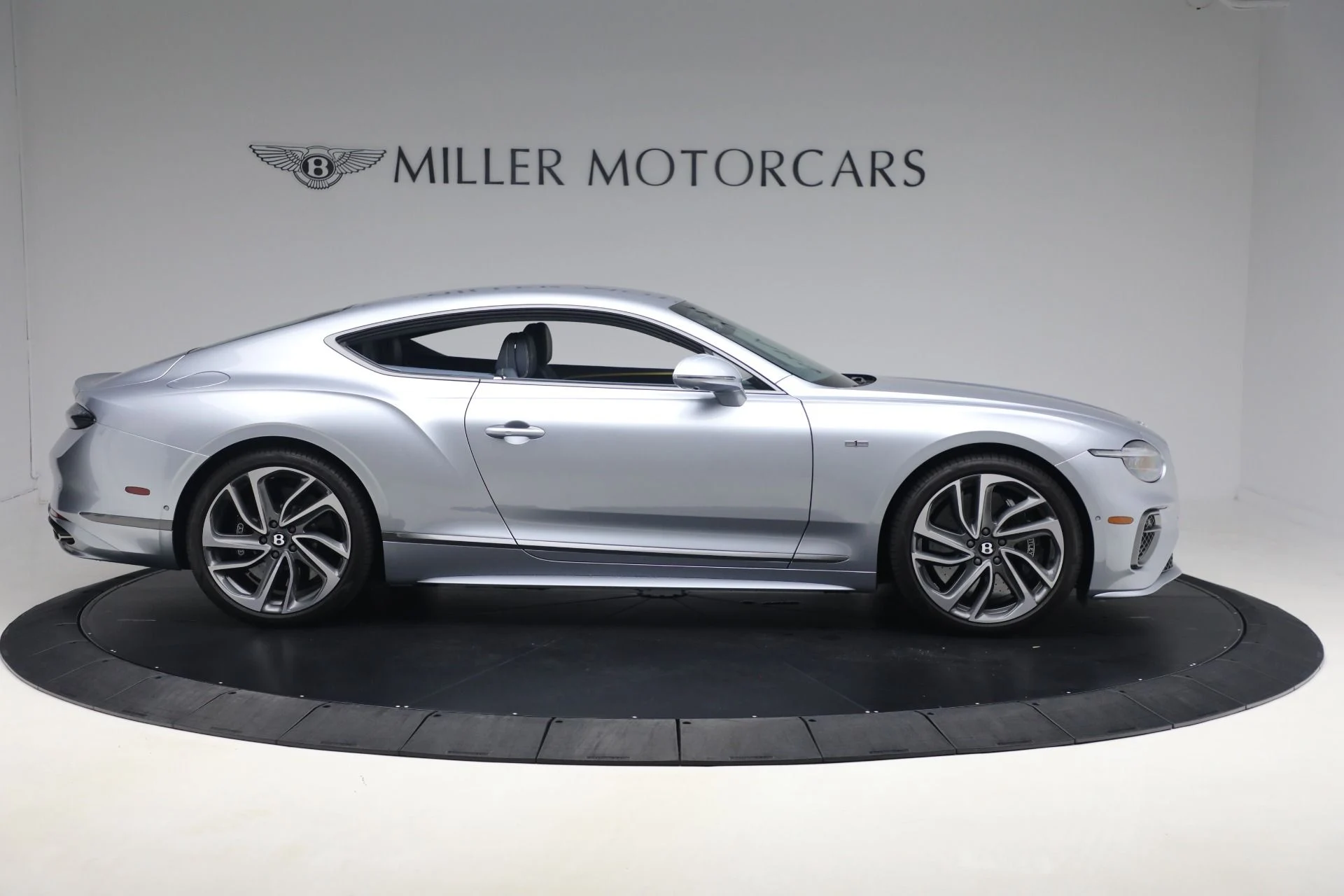 mph008_4225021594_New_2025_Bentley_Continental_GT_Speed_4d5238e67b