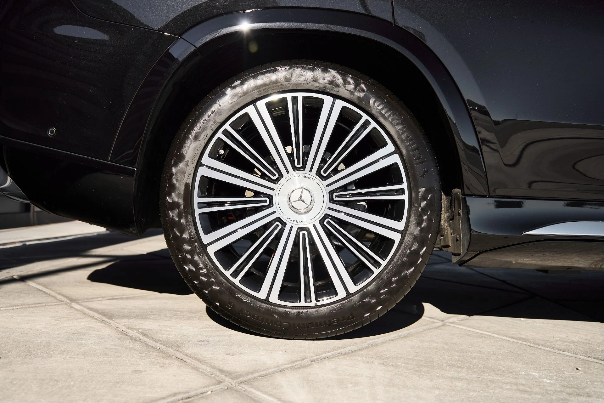 mph008_4225029999_Used_2024_Mercedes_Benz_GLS_Maybach_GLS_600_1762306319_0b9b06f1d8