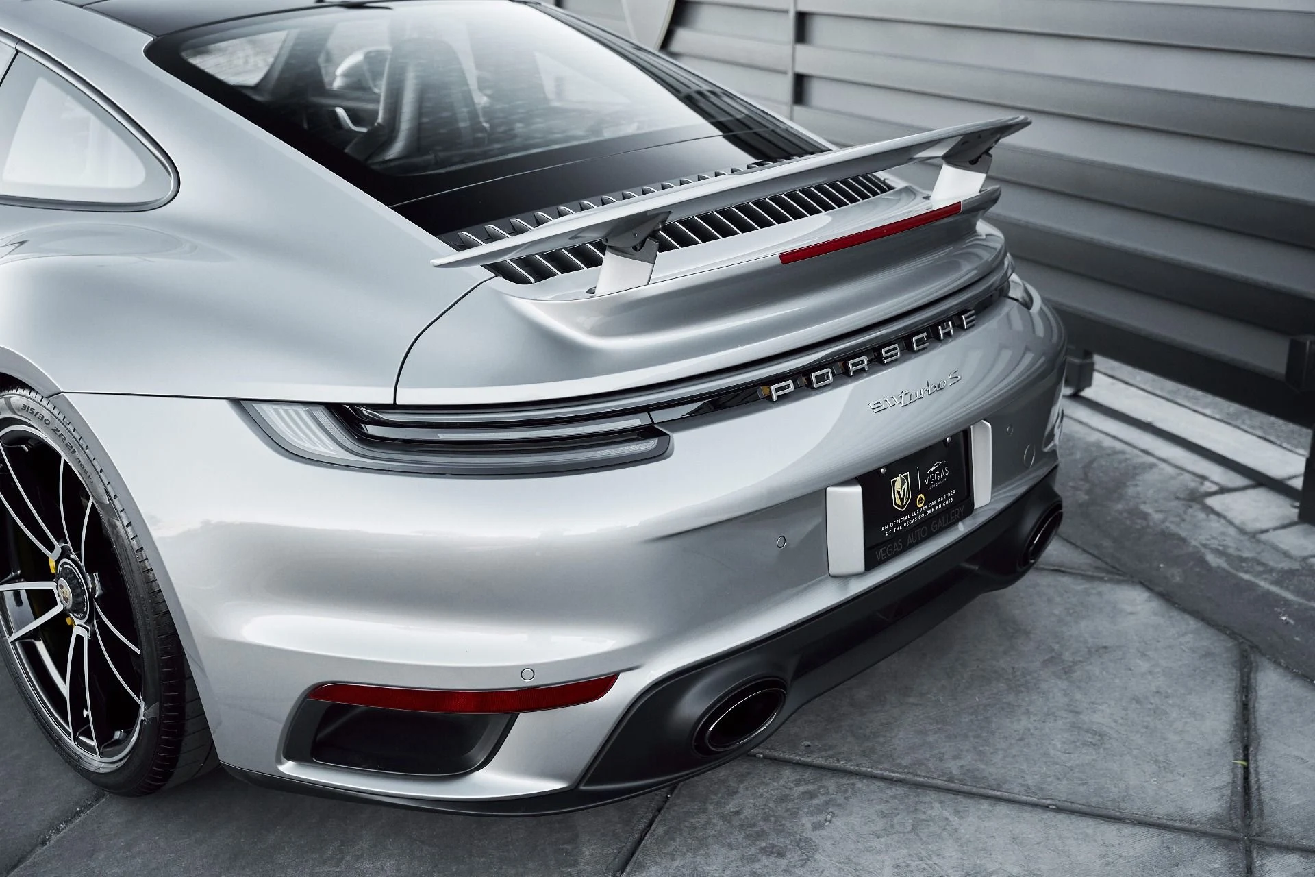 mph008_4228473052_Used_2021_Porsche_911_Turbo_S_1769305632_8b7c5c470d