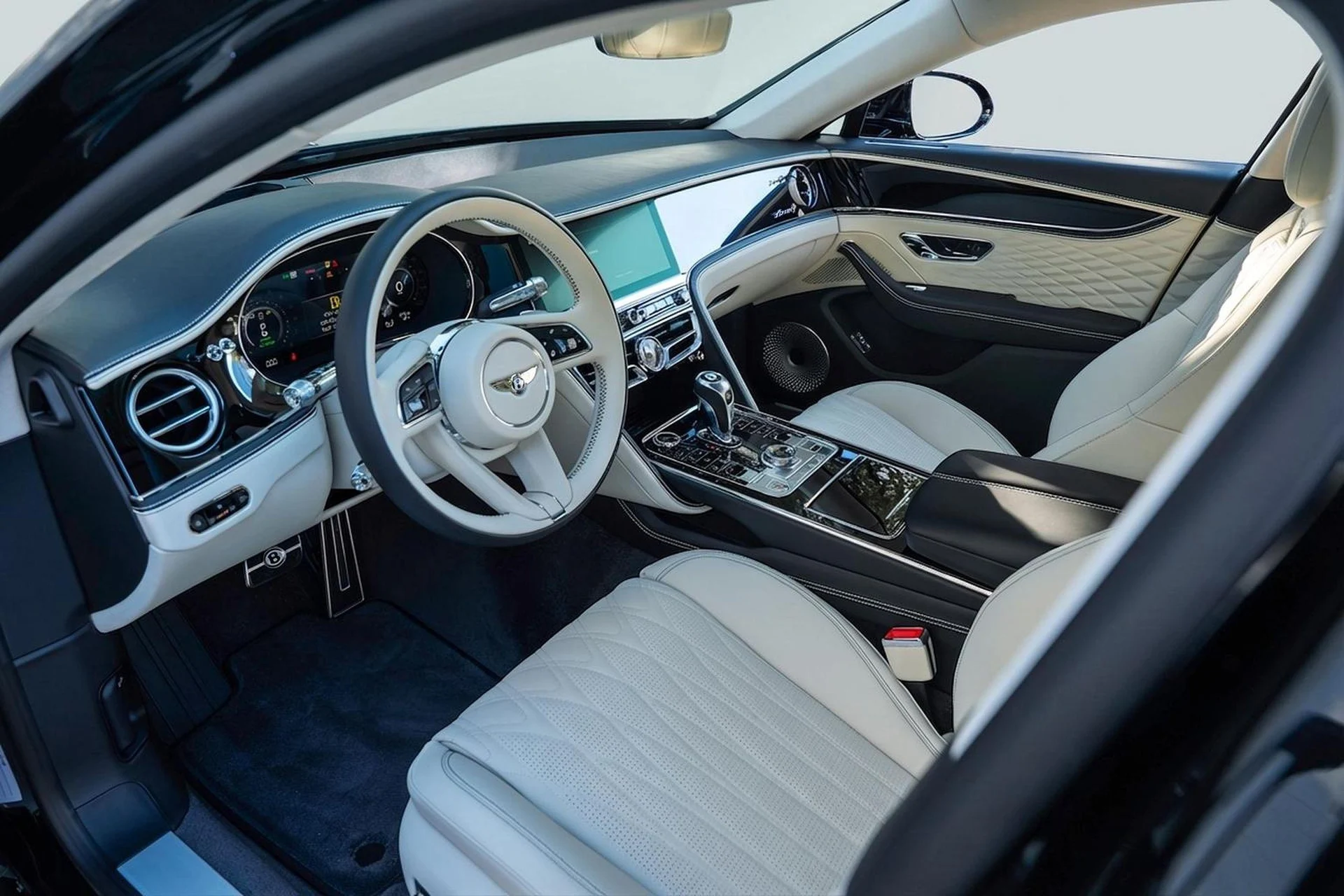 mph008_4232948054_503863234_69bc28b8e818c0e0bbc2c0f3_fe707cfdde