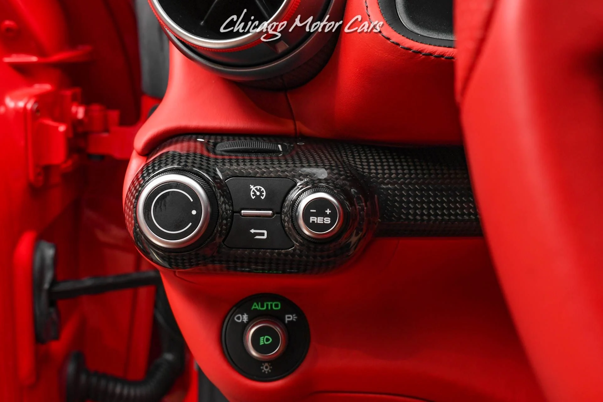 mph008_4234552632_8588_p9_l_47a494f793