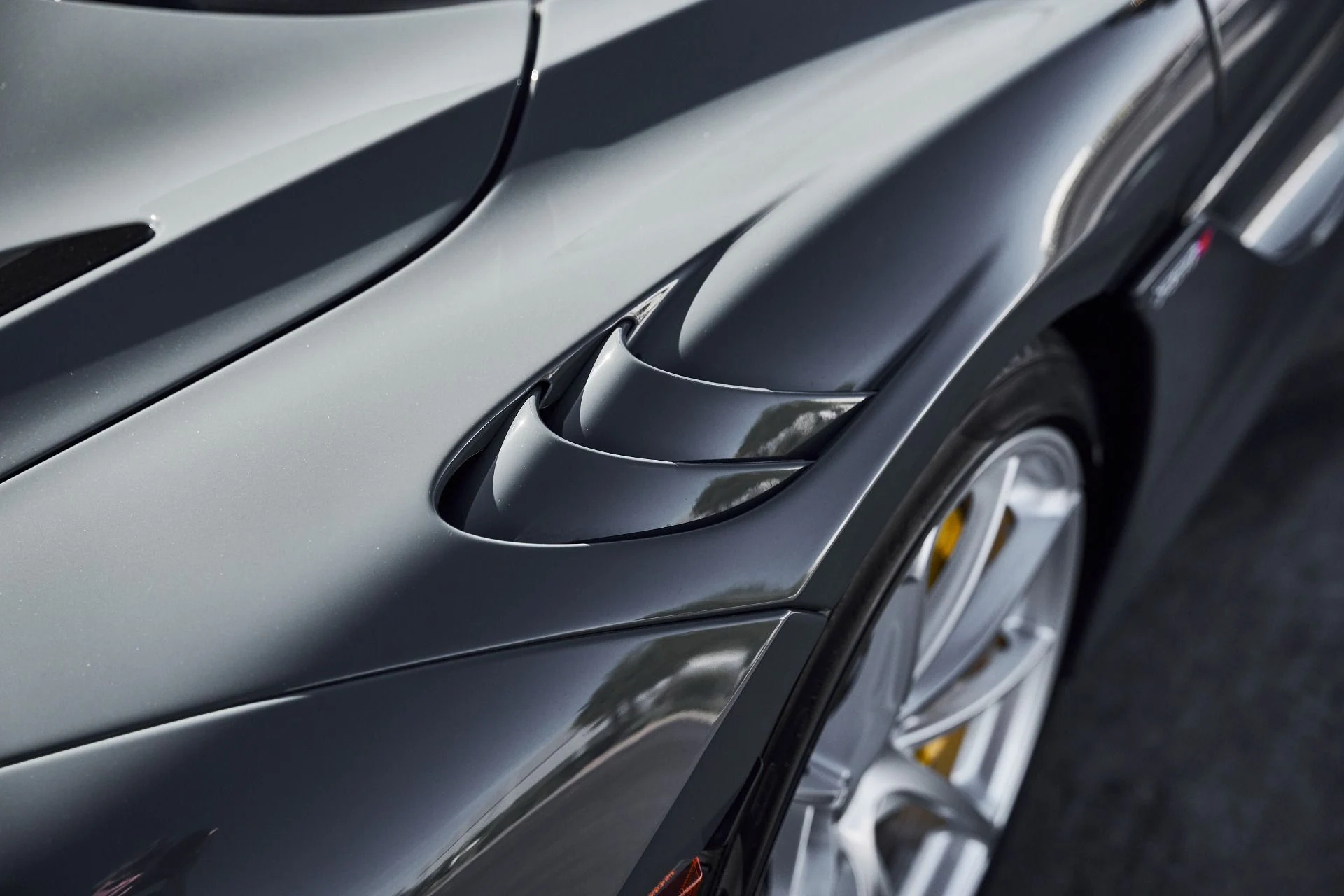 mph008_4238257003_Used_2026_Mc_Laren_750_S_1775868038_78dc7b74f3