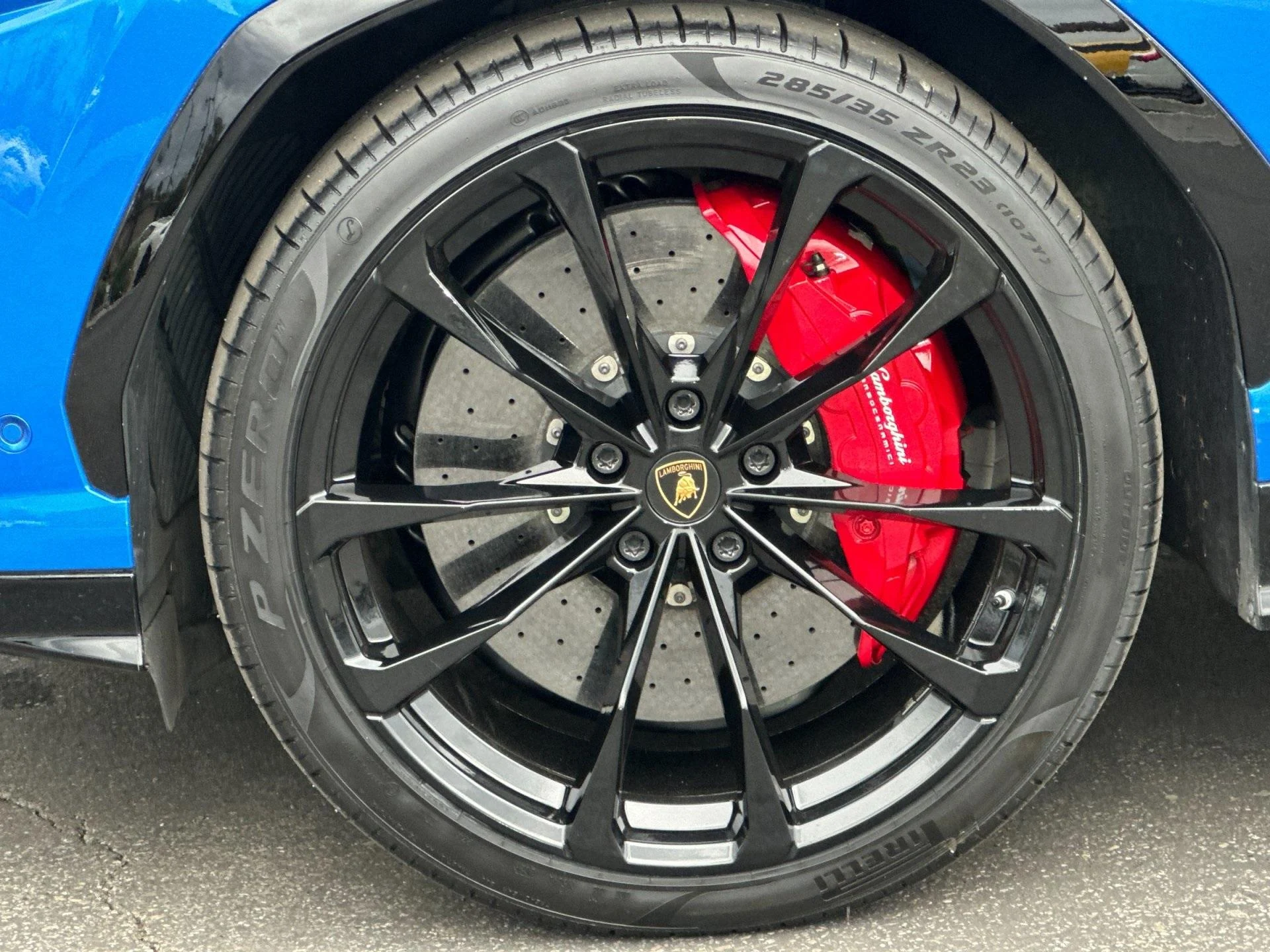 mph008_4241373751_Used_2019_Lamborghini_Urus_Selezione_CPO_1766588985_842adcb2a0