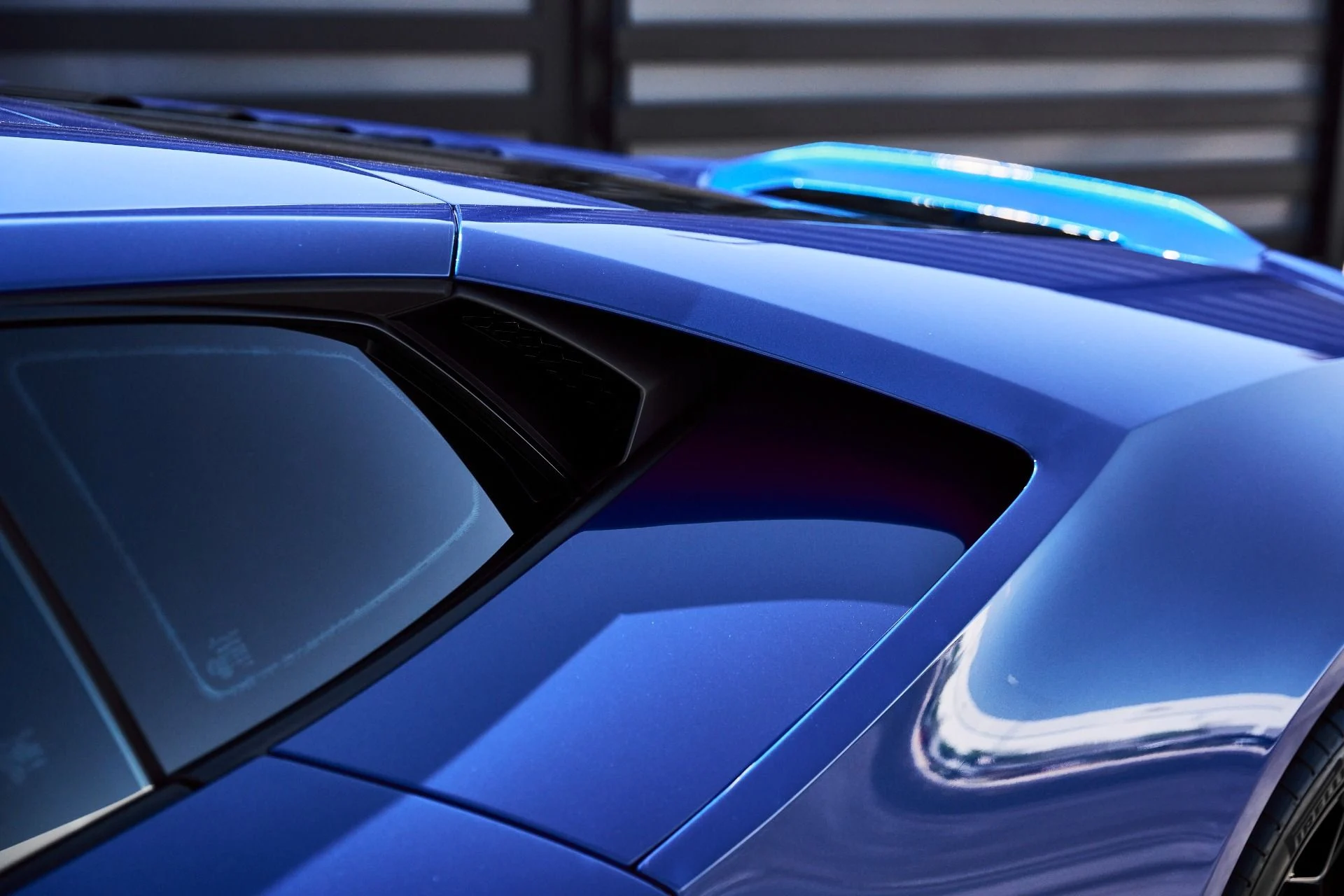 mph008_4242512933_Used_2020_Lamborghini_Huracan_EVO_Base_1777394762_f18b8df08e