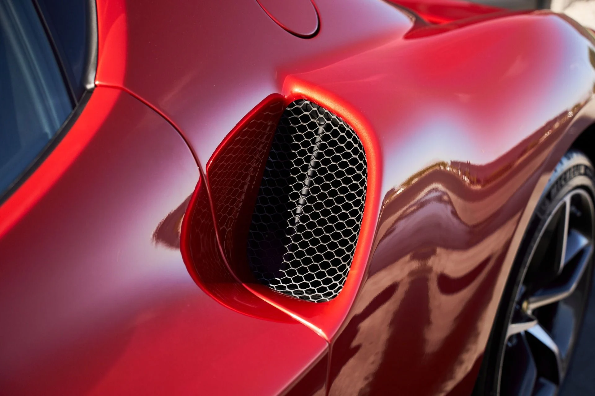 mph008_4246042439_Used_2024_Ferrari_296_GTB_Base_1766793106_4596b91606