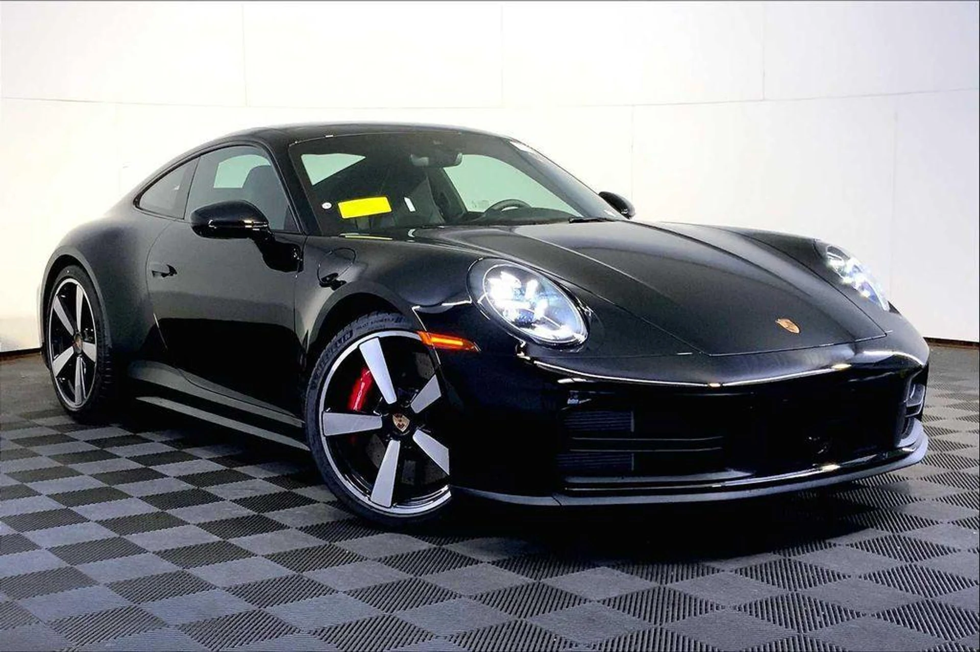 mph008_4251588118_E_x1_Chlr_Npg_Xedt8odaqbe327y_I_16d7c28577