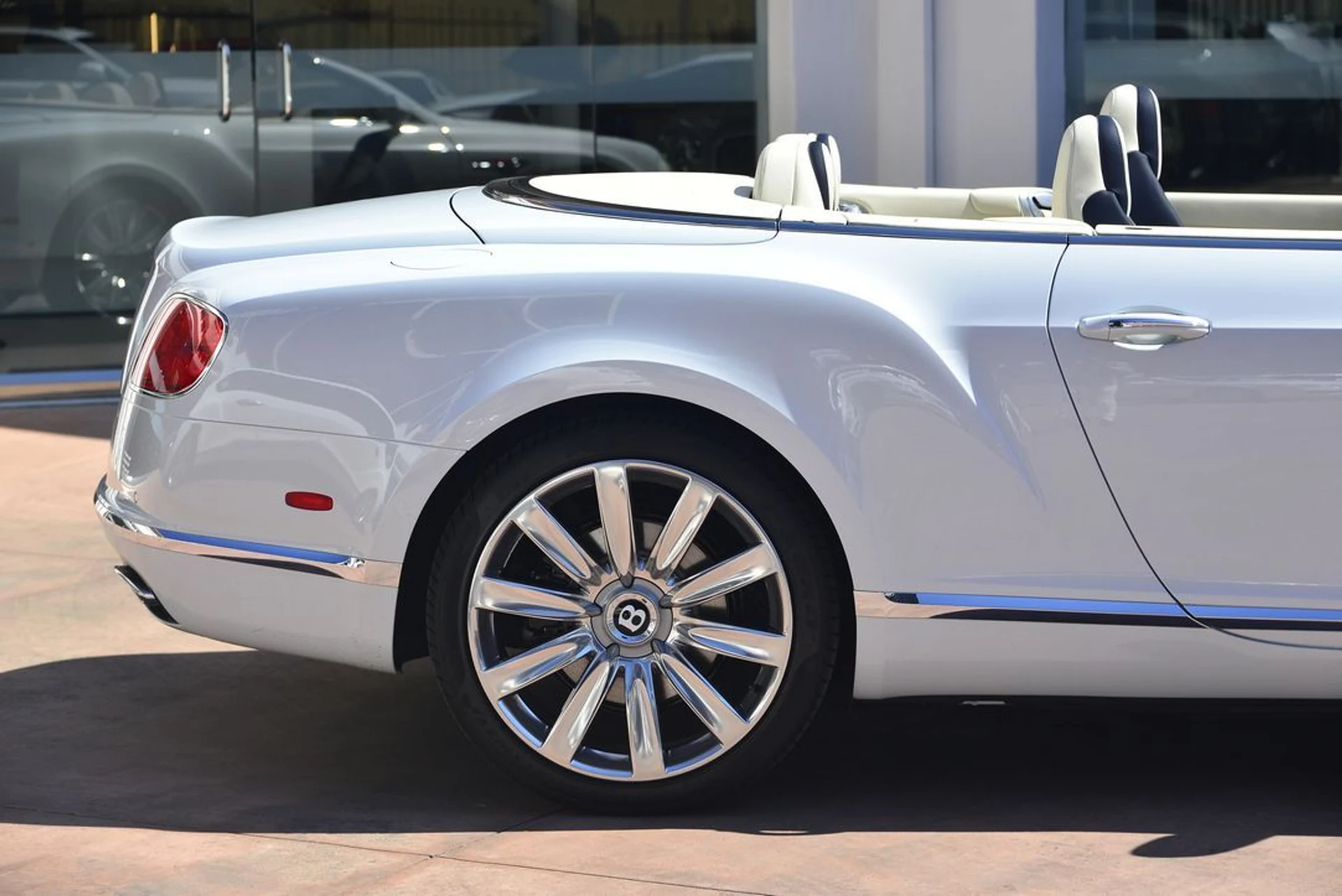 mph008_4257458587_c70ee07c667f06c848e0fe58c4b116b3x_6a47782096