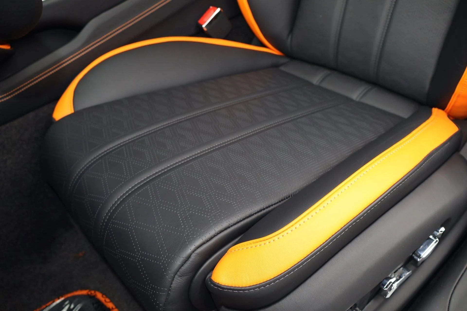 mph008_4258211551_a11b2f4882c3784f1b5e4d3cc67e26edx_17658470fc