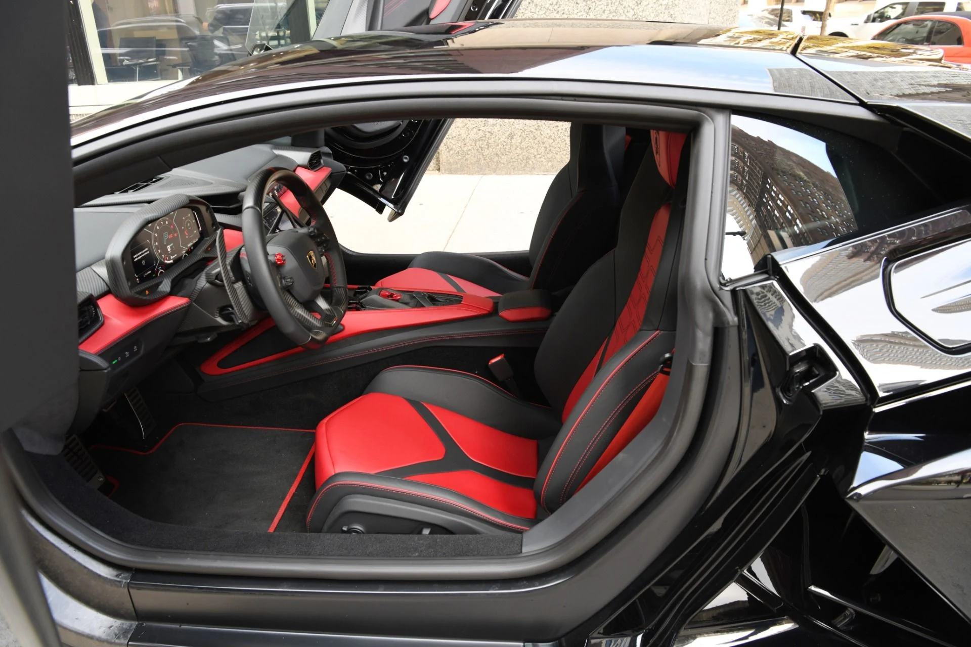 mph008_4261040698_Used_2024_Lamborghini_Revuelto_1730140430_20a0638326