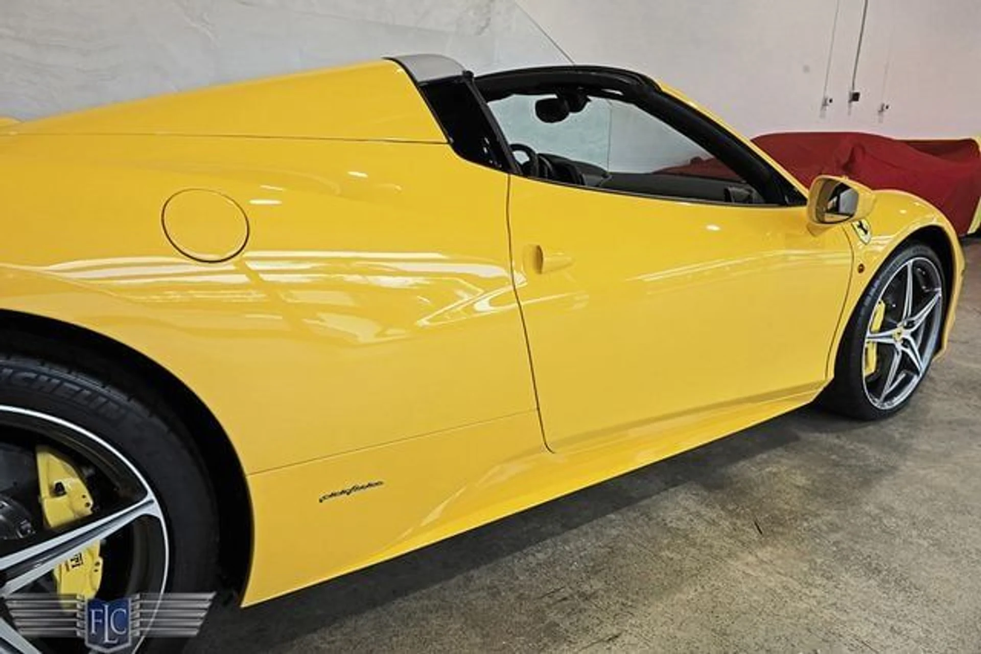mph008_4263624186_used_2015_ferrari_458_italia_2drconvertible_9689_23049231_12_640_884ded2dd2