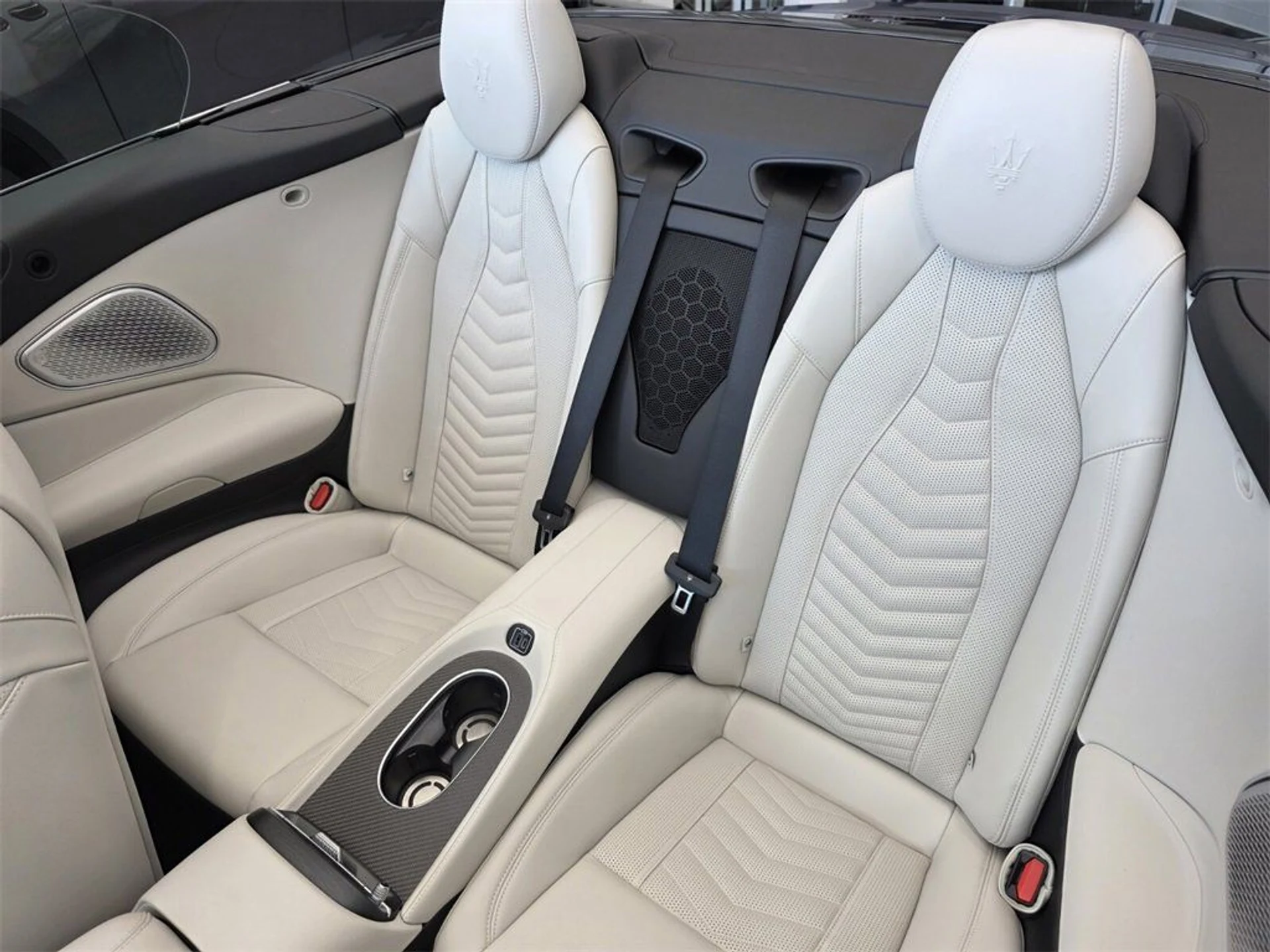 mph008_4270781487_1feb799305bd7f5b0b9c547bf8a6ee4f_8c4bee2328