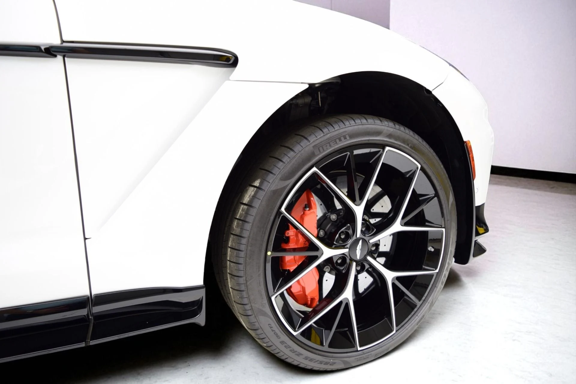 mph008_4276026596_New_2025_Aston_Martin_DBX_707_750f398a96