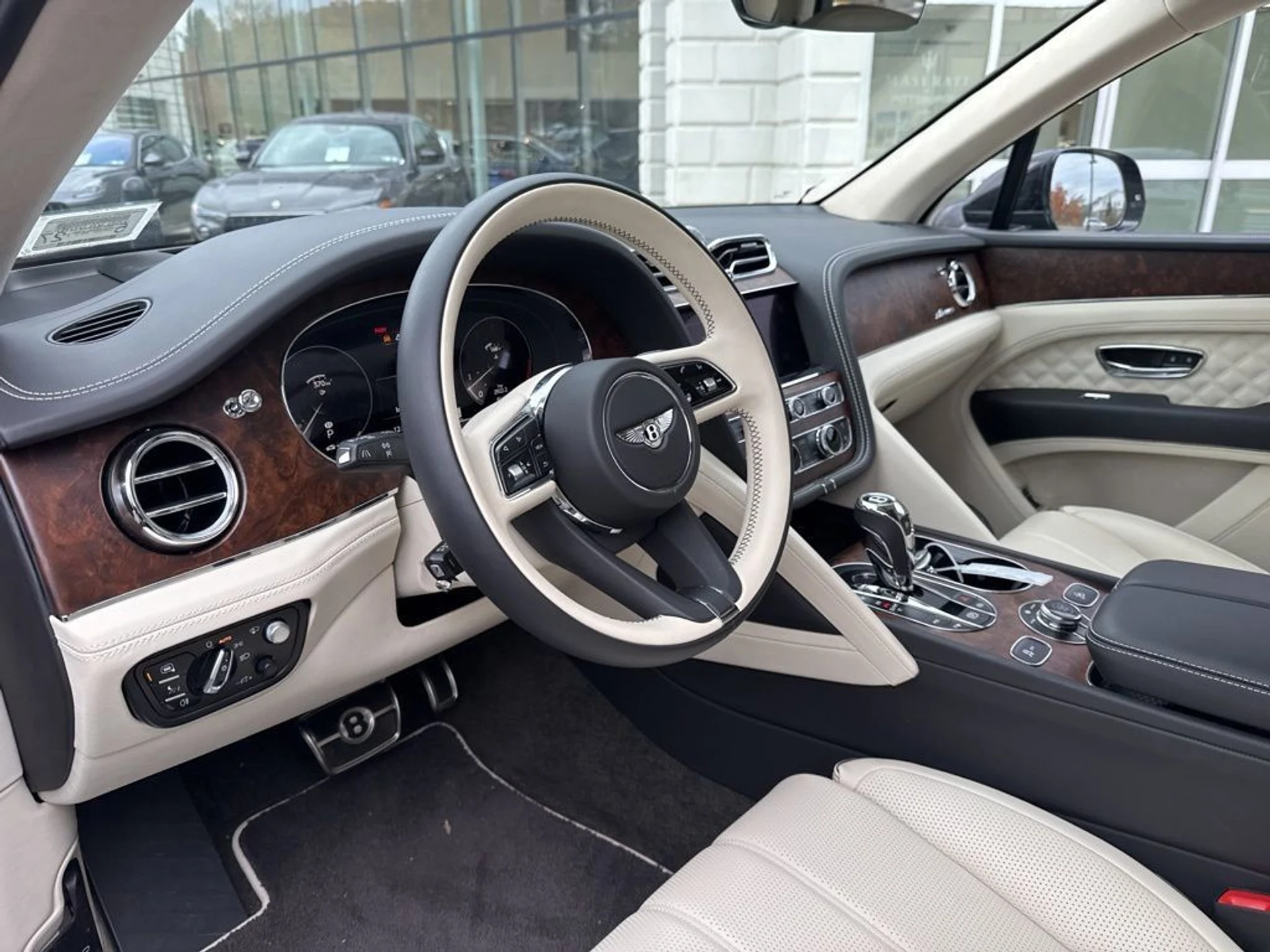 mph008_4276507622_5fadf8d7a0f341989329f5afa4381952_5f044e7faf